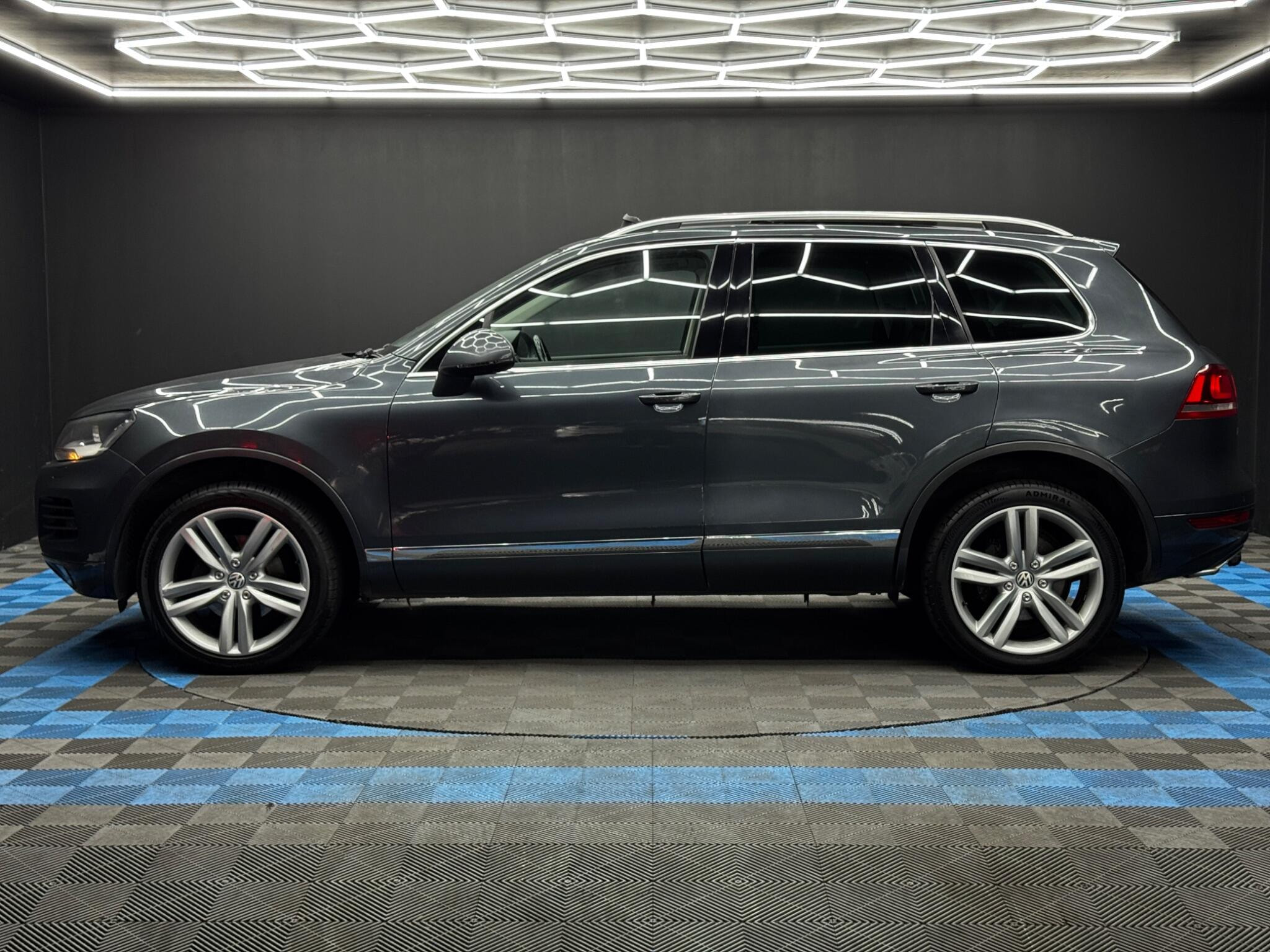 Volkswagen Touareg 3.0 TDI V6 BlueMotion Tech SE Tiptronic 4WD Euro 5 (s/s) 5dr 5dr Automatic 2026