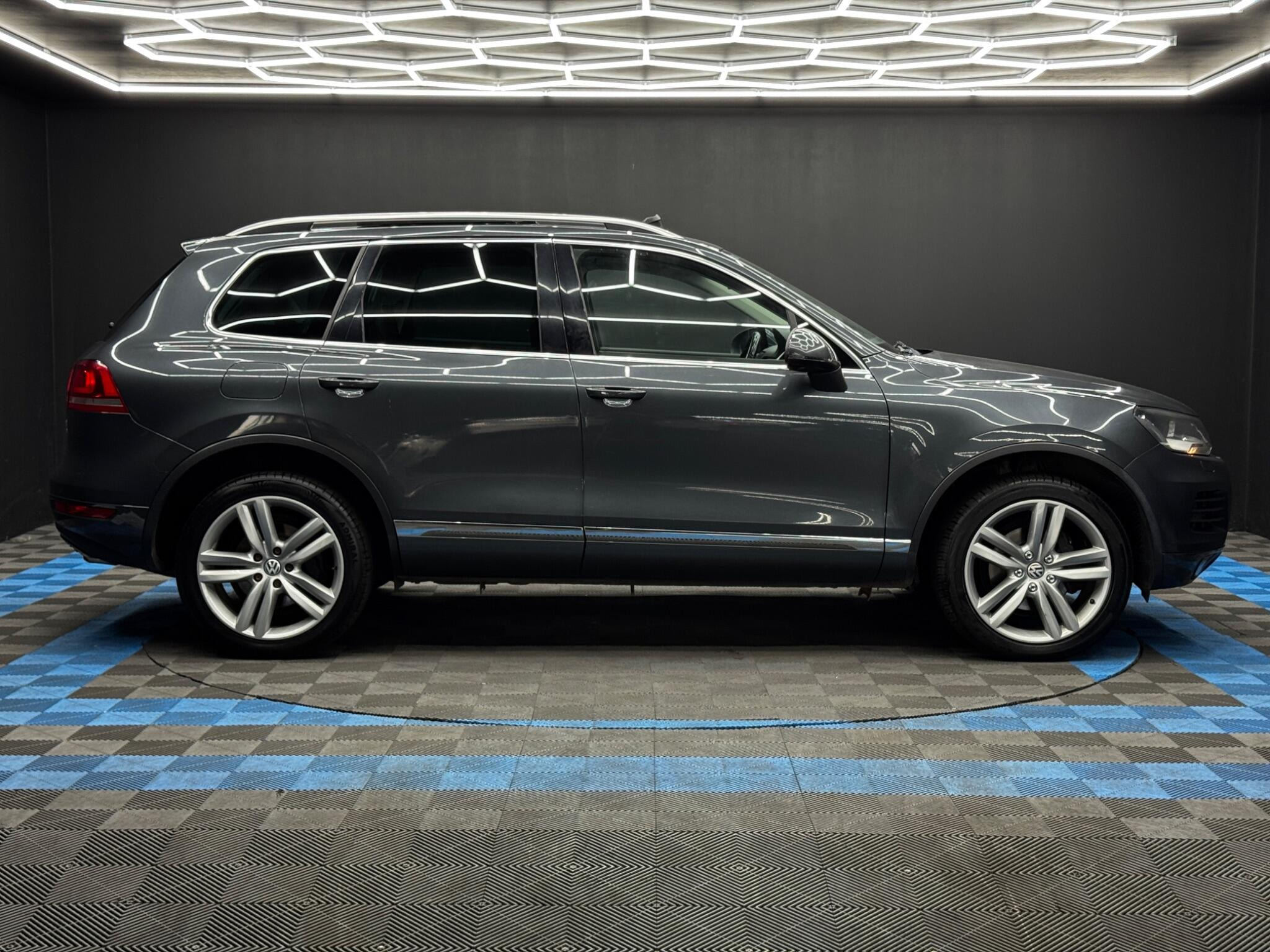 Volkswagen Touareg 3.0 TDI V6 BlueMotion Tech SE Tiptronic 4WD Euro 5 (s/s) 5dr 5dr Automatic 2026