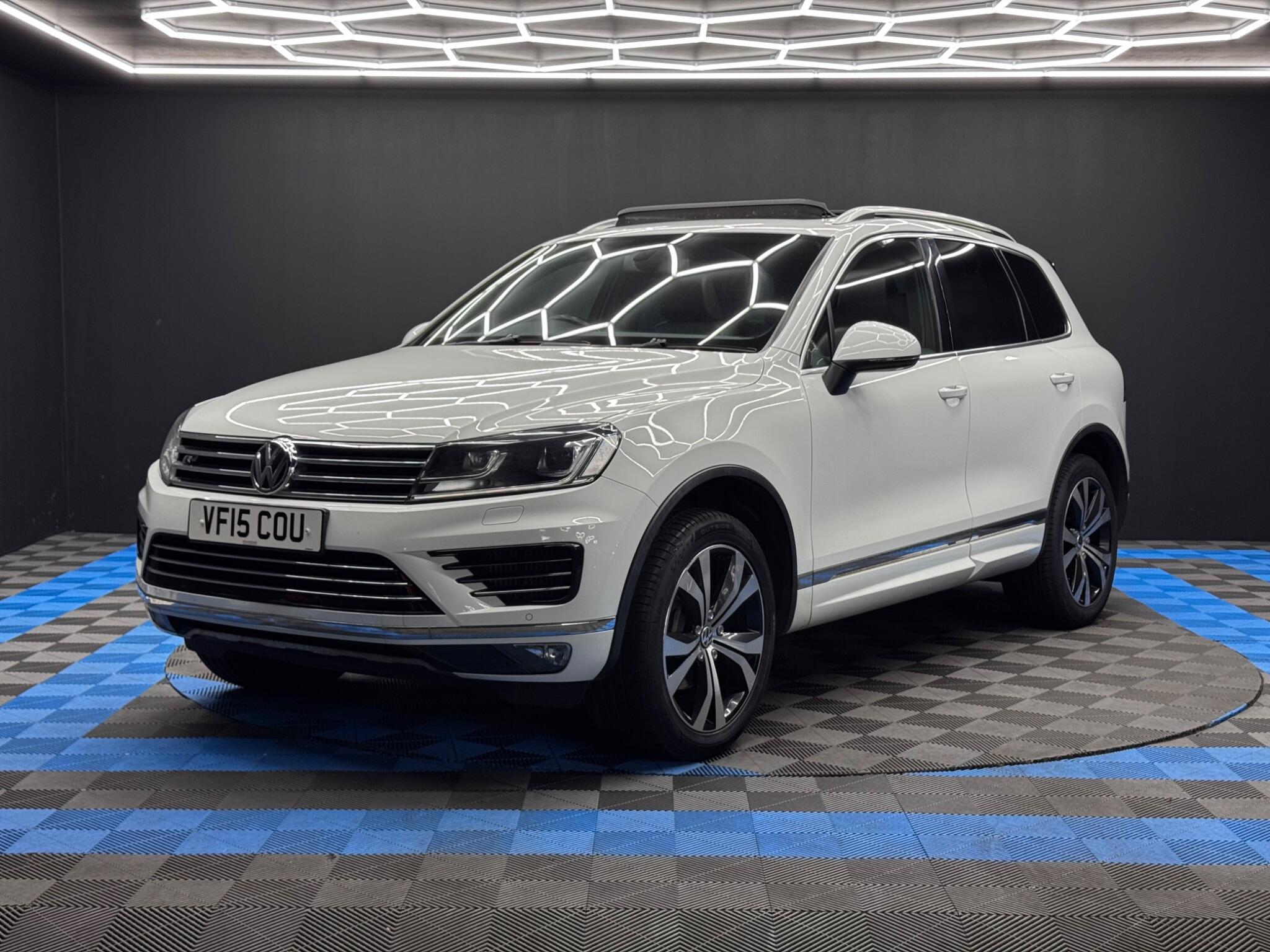 Volkswagen Touareg 3.0 TDI V6 BlueMotion Tech R-Line Tiptronic 4WD Euro 6 (s/s) 5dr 5dr Automatic 2026