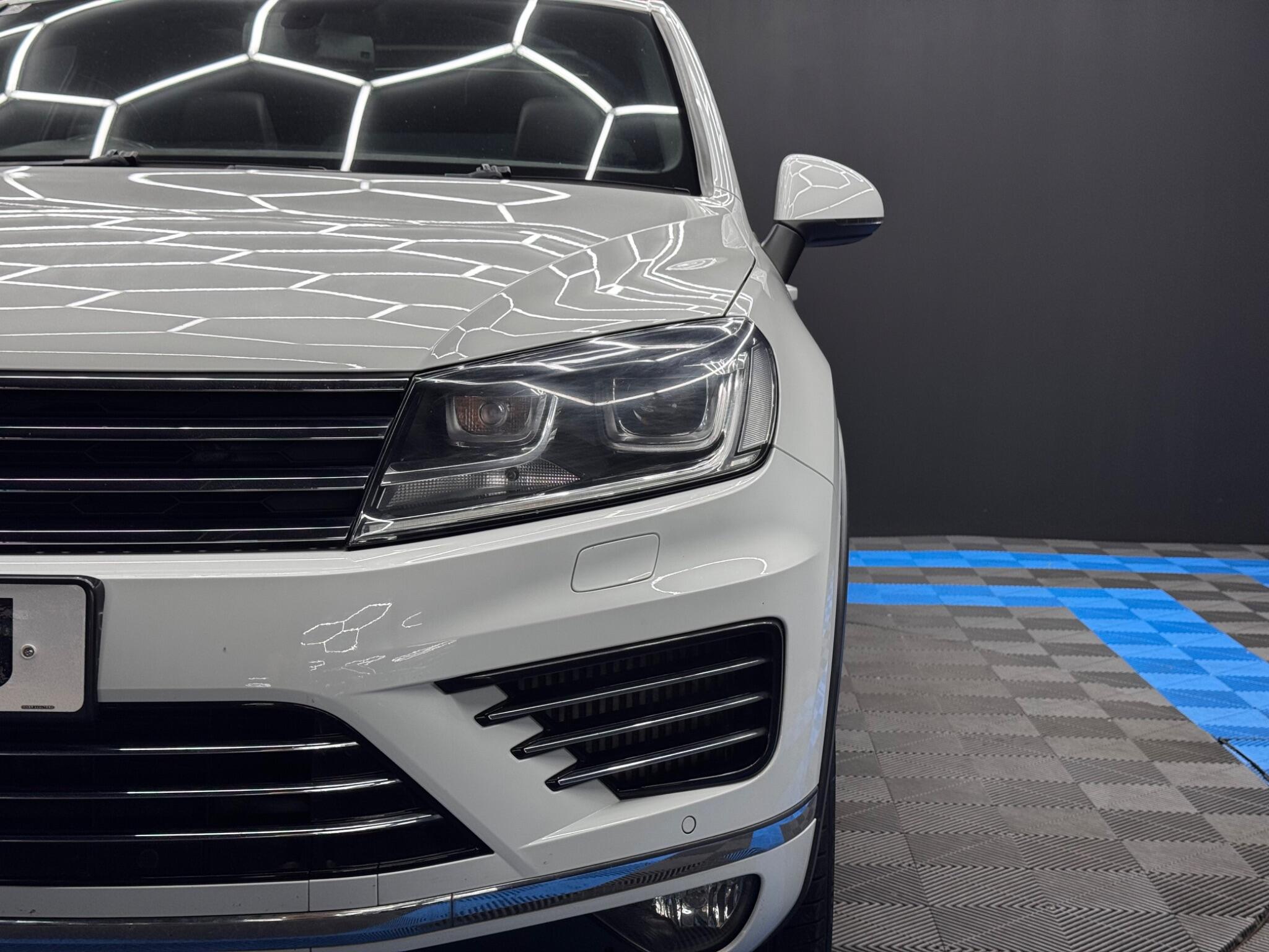 Volkswagen Touareg 3.0 TDI V6 BlueMotion Tech R-Line Tiptronic 4WD Euro 6 (s/s) 5dr 5dr Automatic 2026