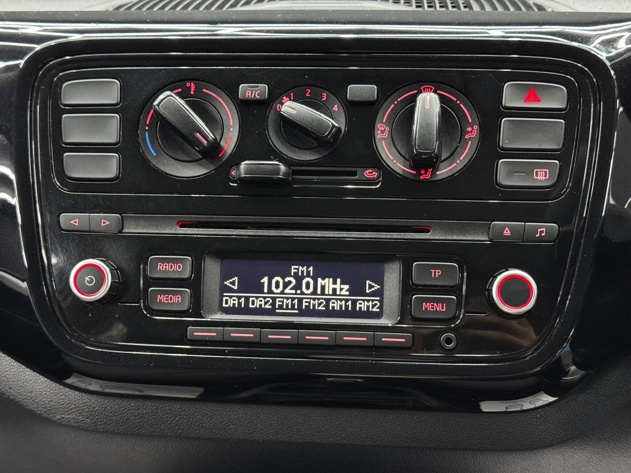 Volkswagen up! 1.0 Move up! Euro 5 3dr 3dr Manual 2026