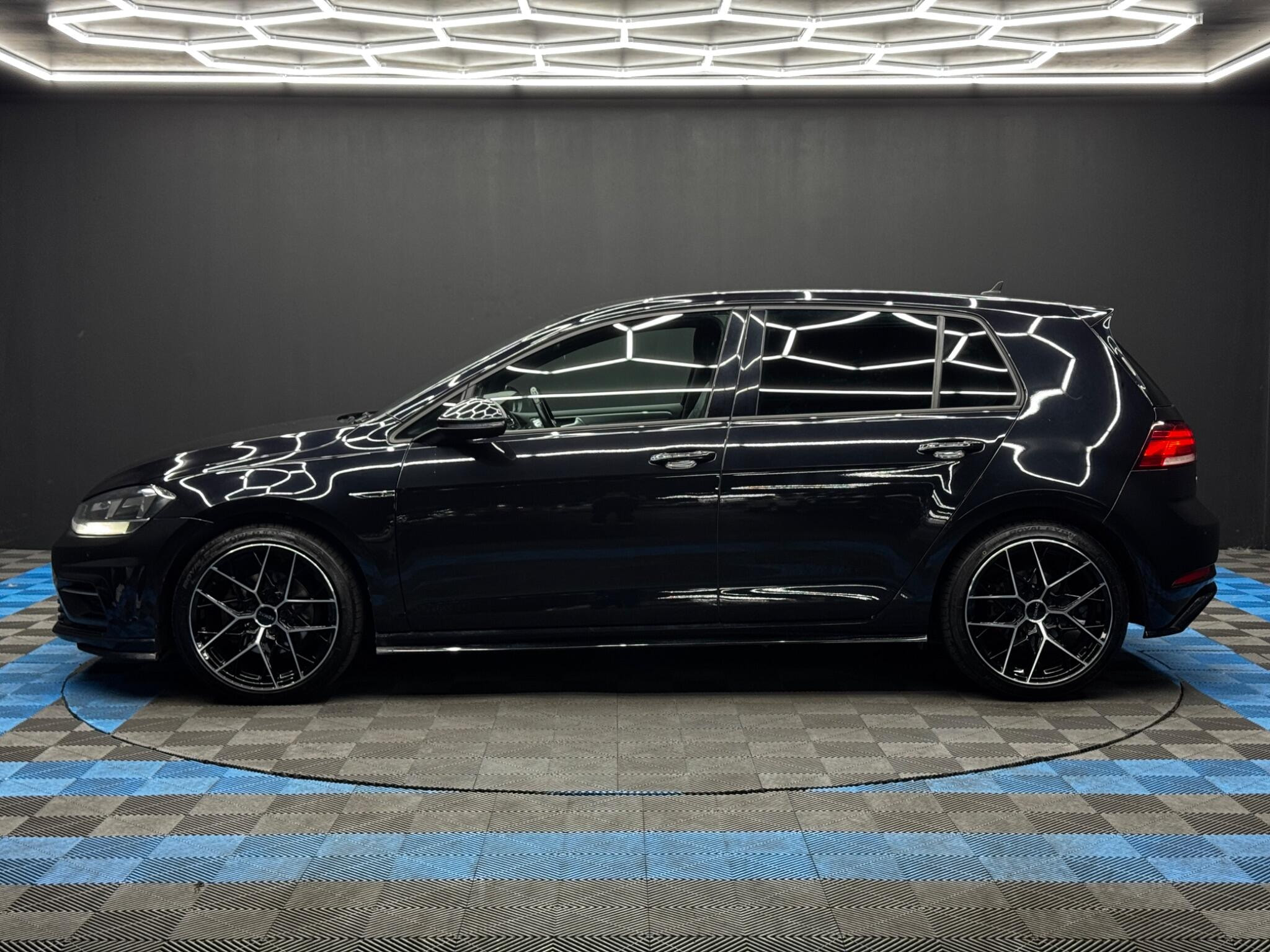Volkswagen Golf 1.5 TSI EVO R-Line DSG Euro 6 (s/s) 5dr 5dr Automatic 2026