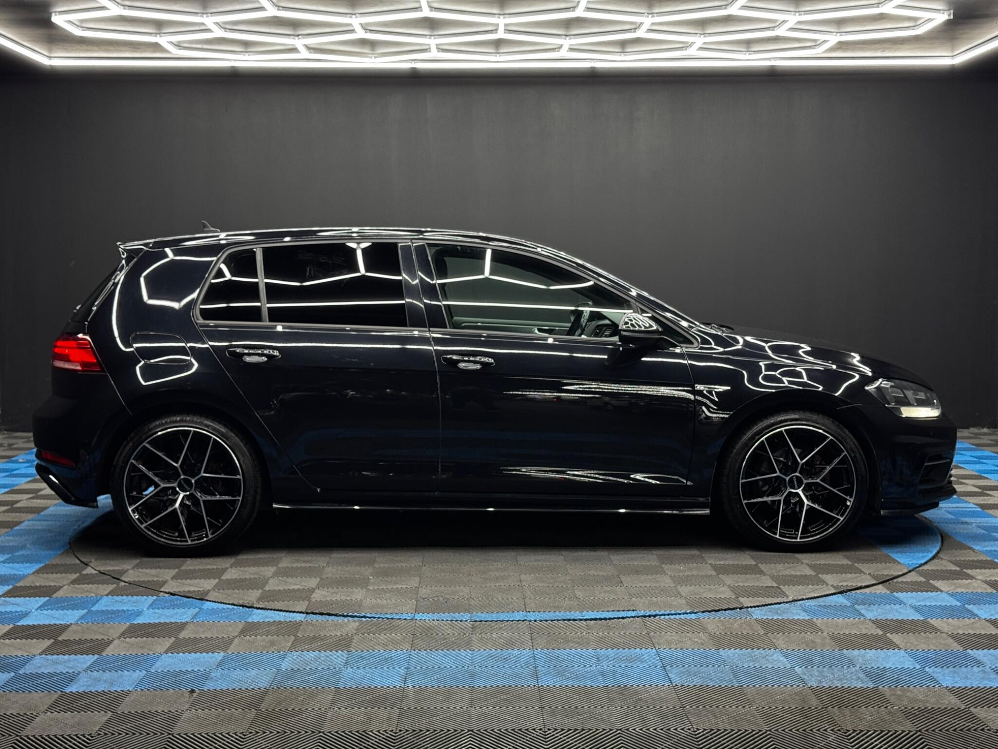 Volkswagen Golf 1.5 TSI EVO R-Line DSG Euro 6 (s/s) 5dr 5dr Automatic 2026