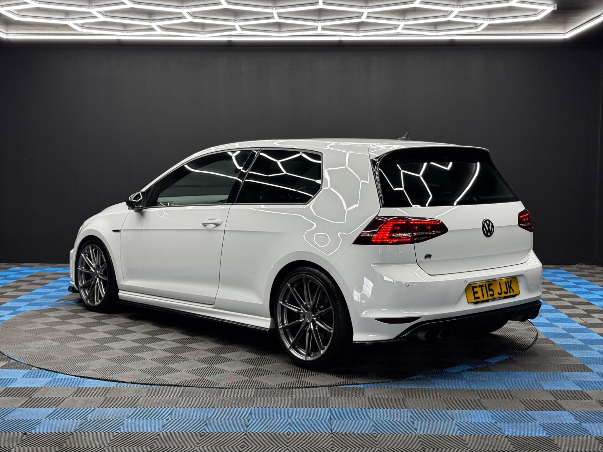 Volkswagen Golf 2.0 TSI BlueMotion Tech R DSG 4Motion Euro 6 (s/s) 3dr 3dr Automatic 2026