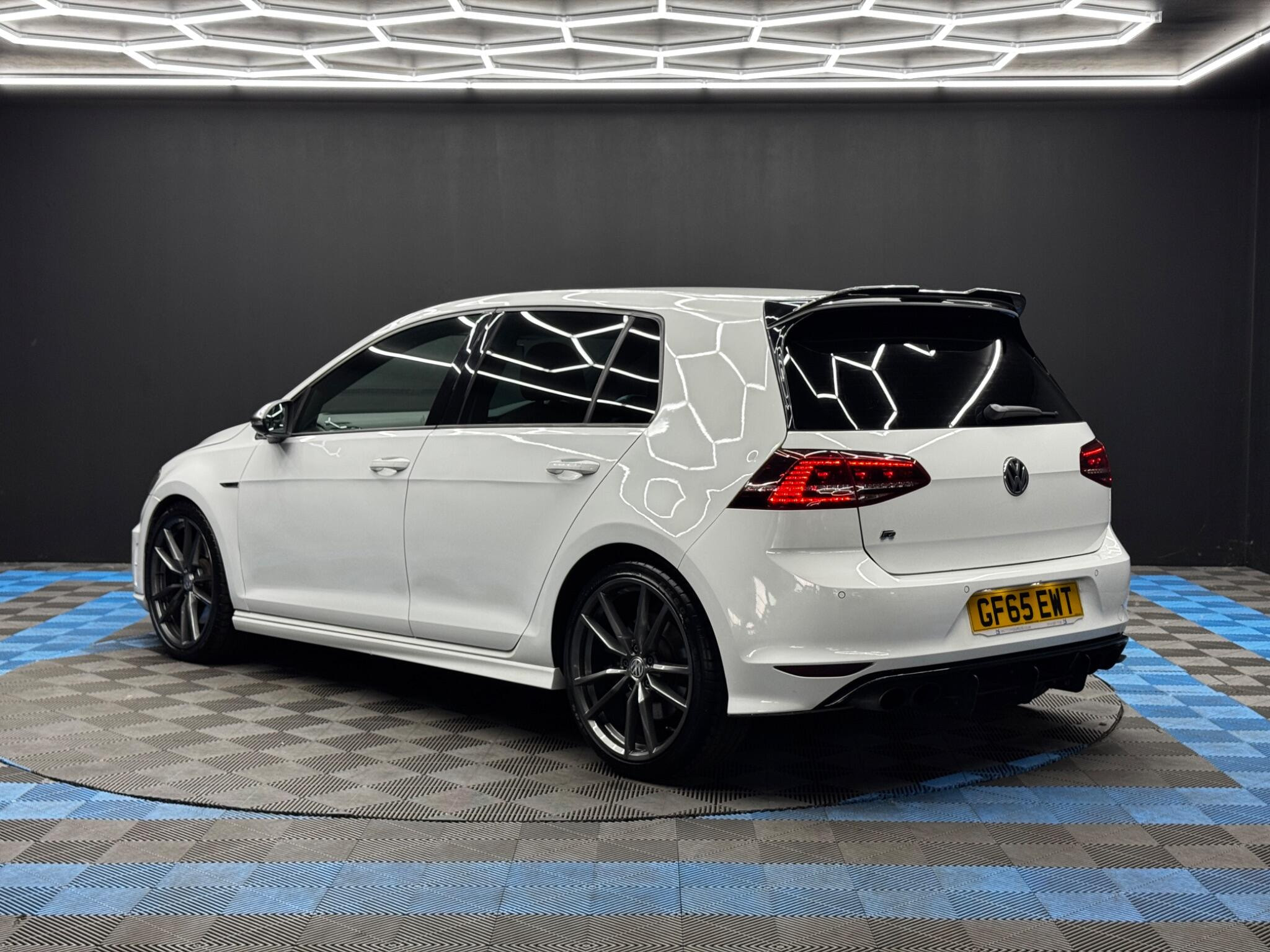 Volkswagen Golf 2.0 TSI BlueMotion Tech R DSG 4Motion Euro 6 (s/s) 5dr 5dr Automatic 2026