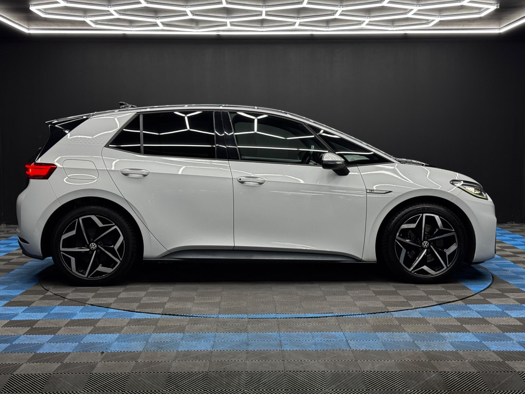 Volkswagen ID.3 Pro Performance 58kWh 1ST Edition Auto 5dr 5dr Automatic 2026