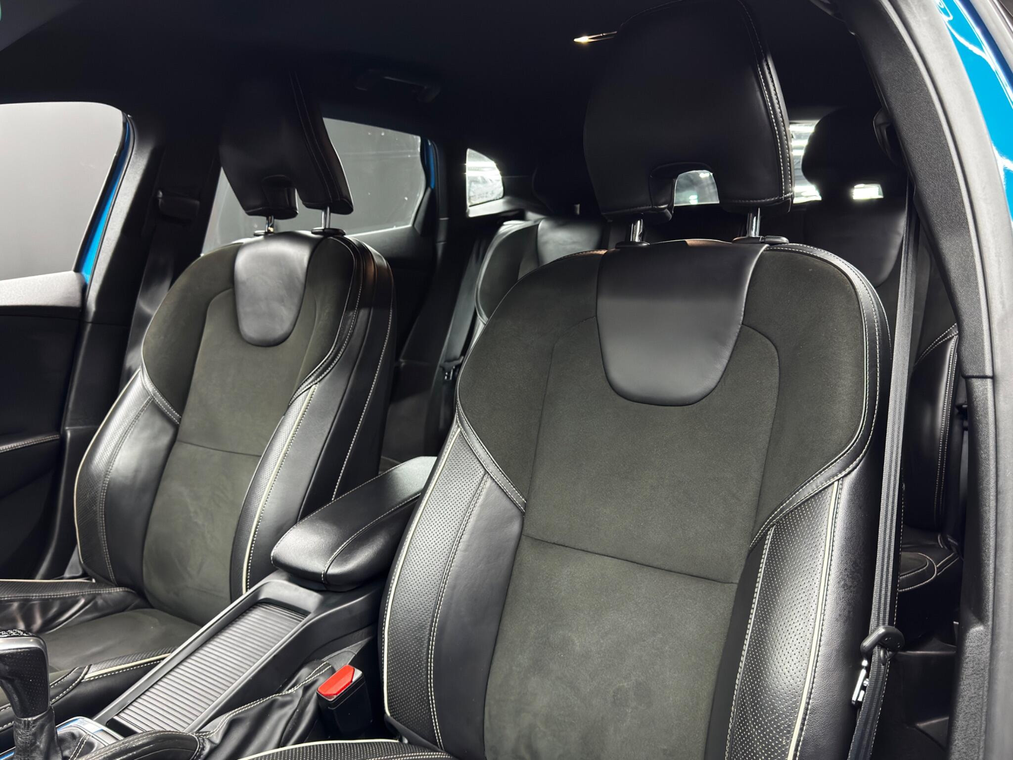 Volvo V40 2.0 D3 R-Design Nav Euro 6 (s/s) 5dr 5dr Manual 2026