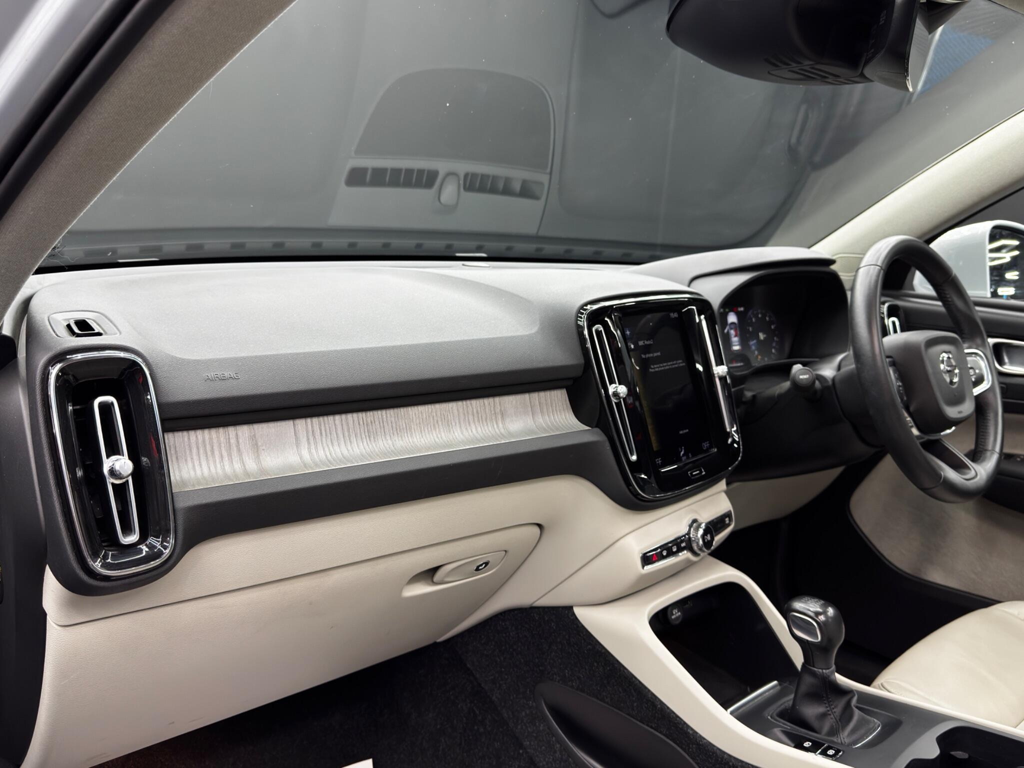 Volvo XC40 1.5 T3 Inscription Euro 6 (s/s) 5dr 5dr Manual 2026