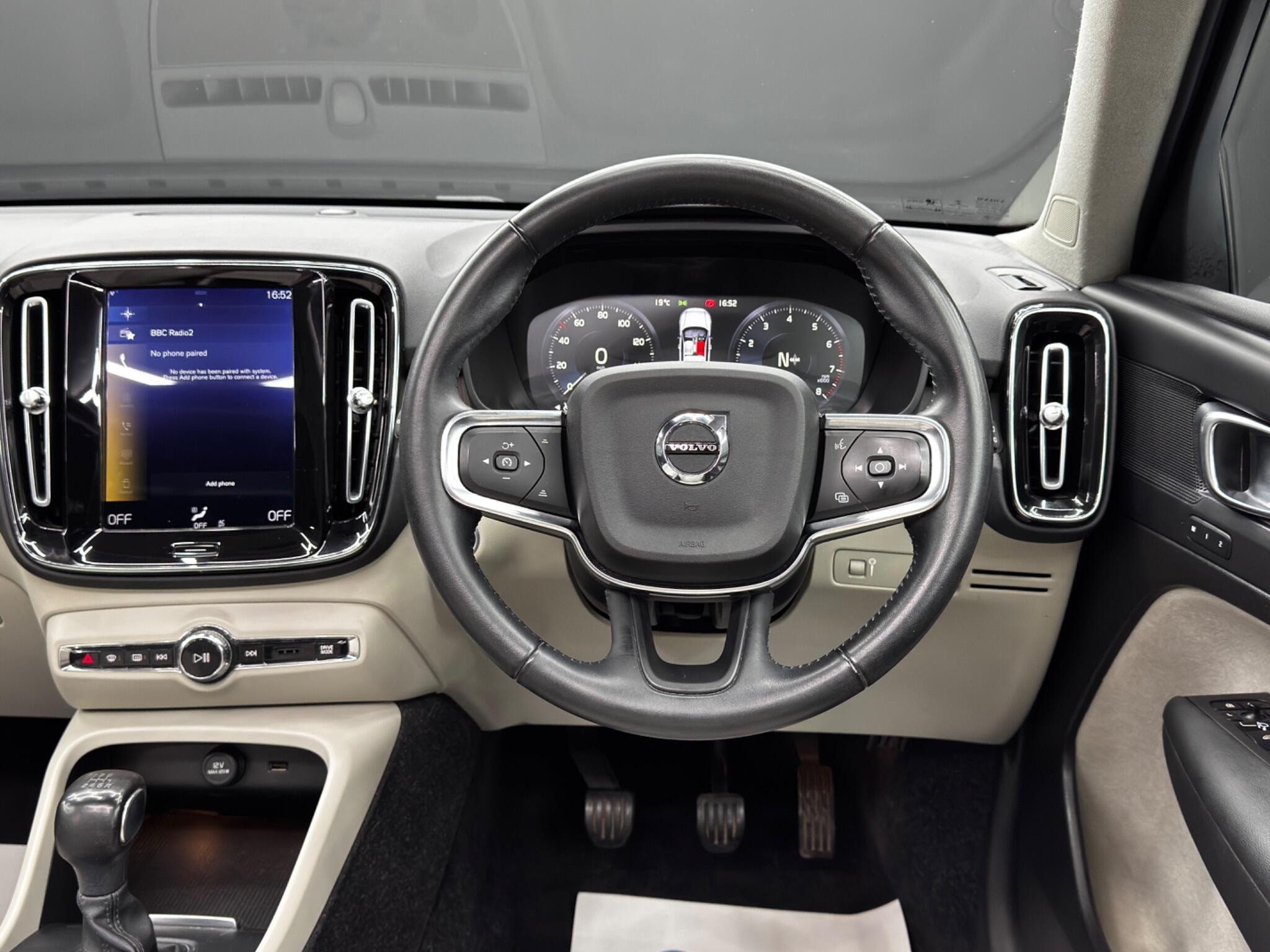 Volvo XC40 1.5 T3 Inscription Euro 6 (s/s) 5dr 5dr Manual 2026