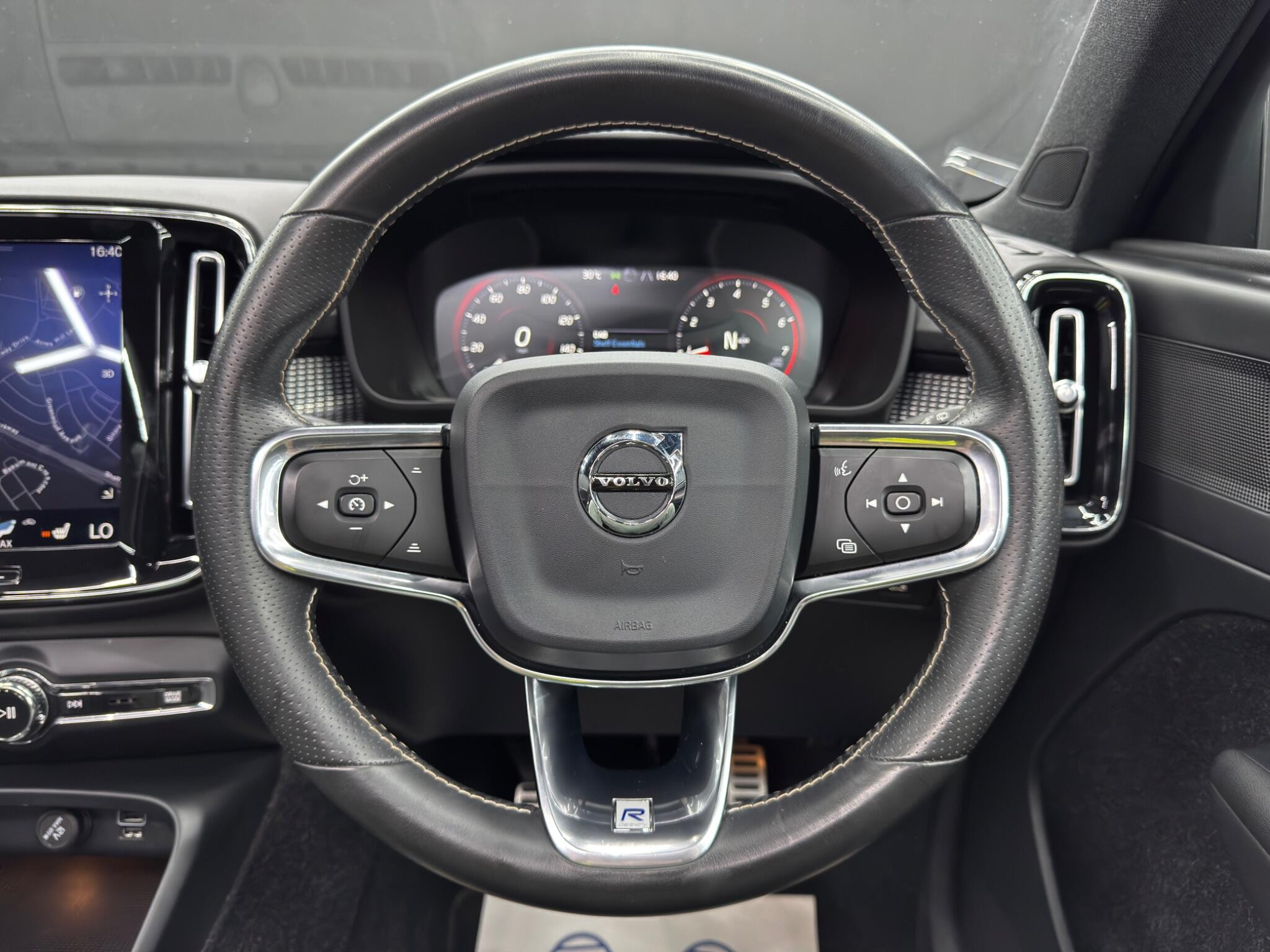 Volvo XC40 1.5 T3 R-Design Euro 6 (s/s) 5dr 5dr Manual 2026