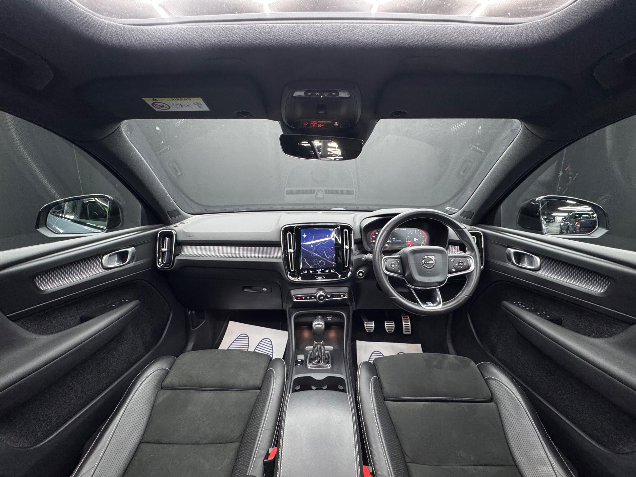 Volvo XC40 1.5 T3 R-Design Euro 6 (s/s) 5dr 5dr Manual 2026