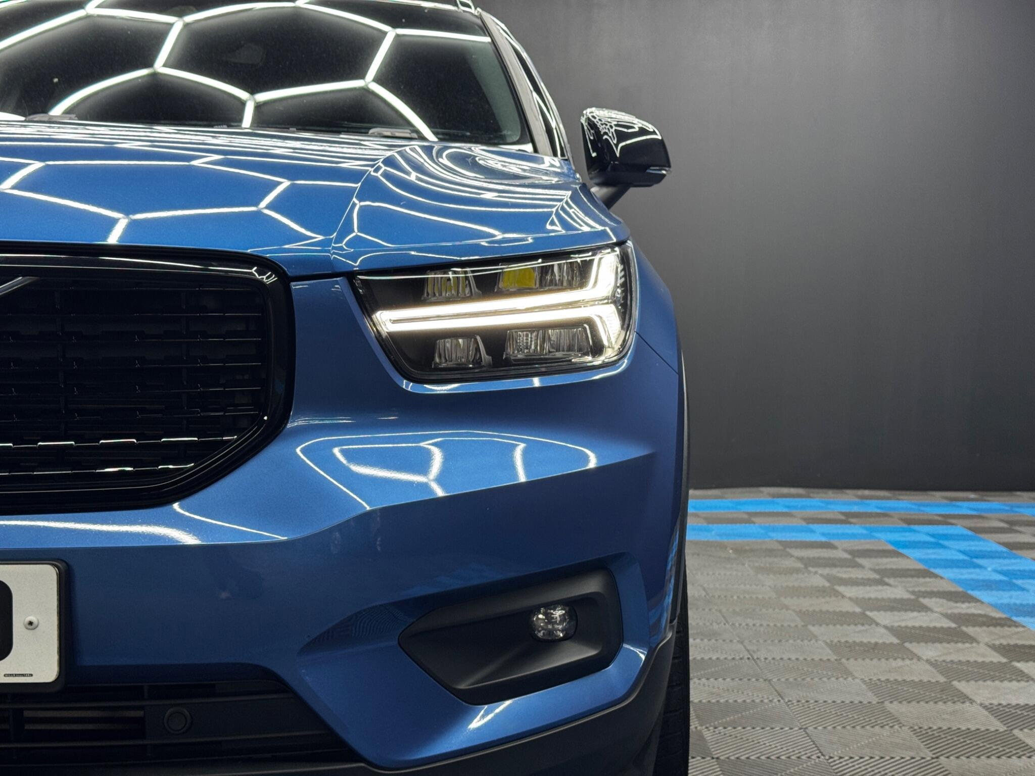 Volvo XC40 1.5 T3 R-Design Euro 6 (s/s) 5dr 5dr Manual 2026