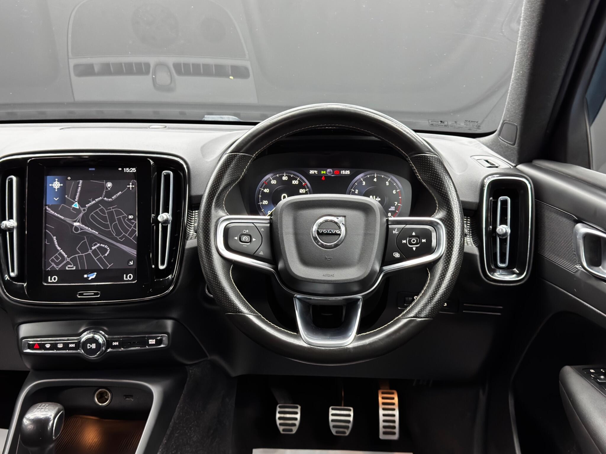 Volvo XC40 1.5 T3 R-Design Euro 6 (s/s) 5dr 5dr Manual 2026