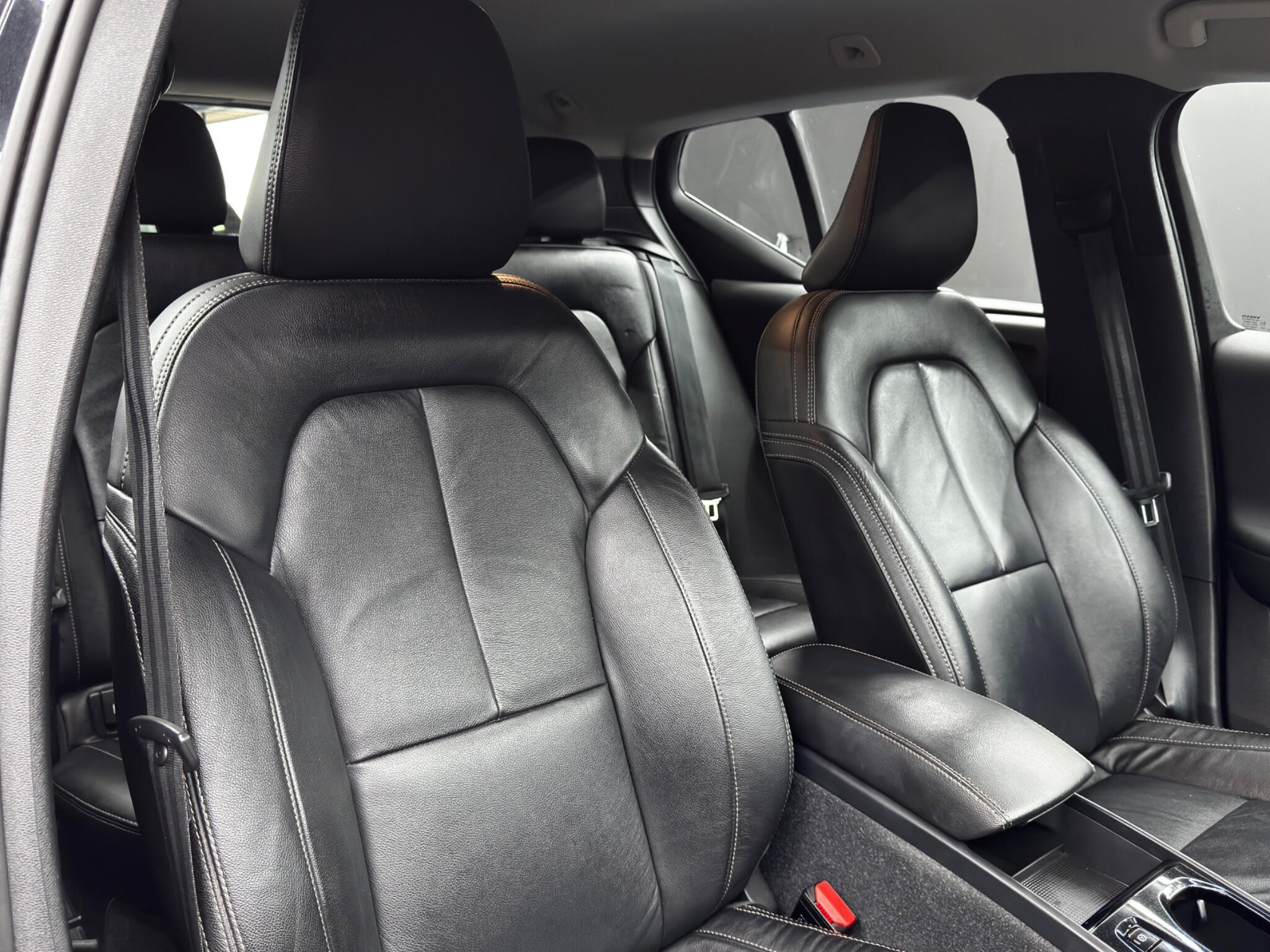 Volvo XC40 1.5h T4 Recharge 10.7kWh Plus Auto Euro 6 (s/s) 5dr 5dr Automatic 2026