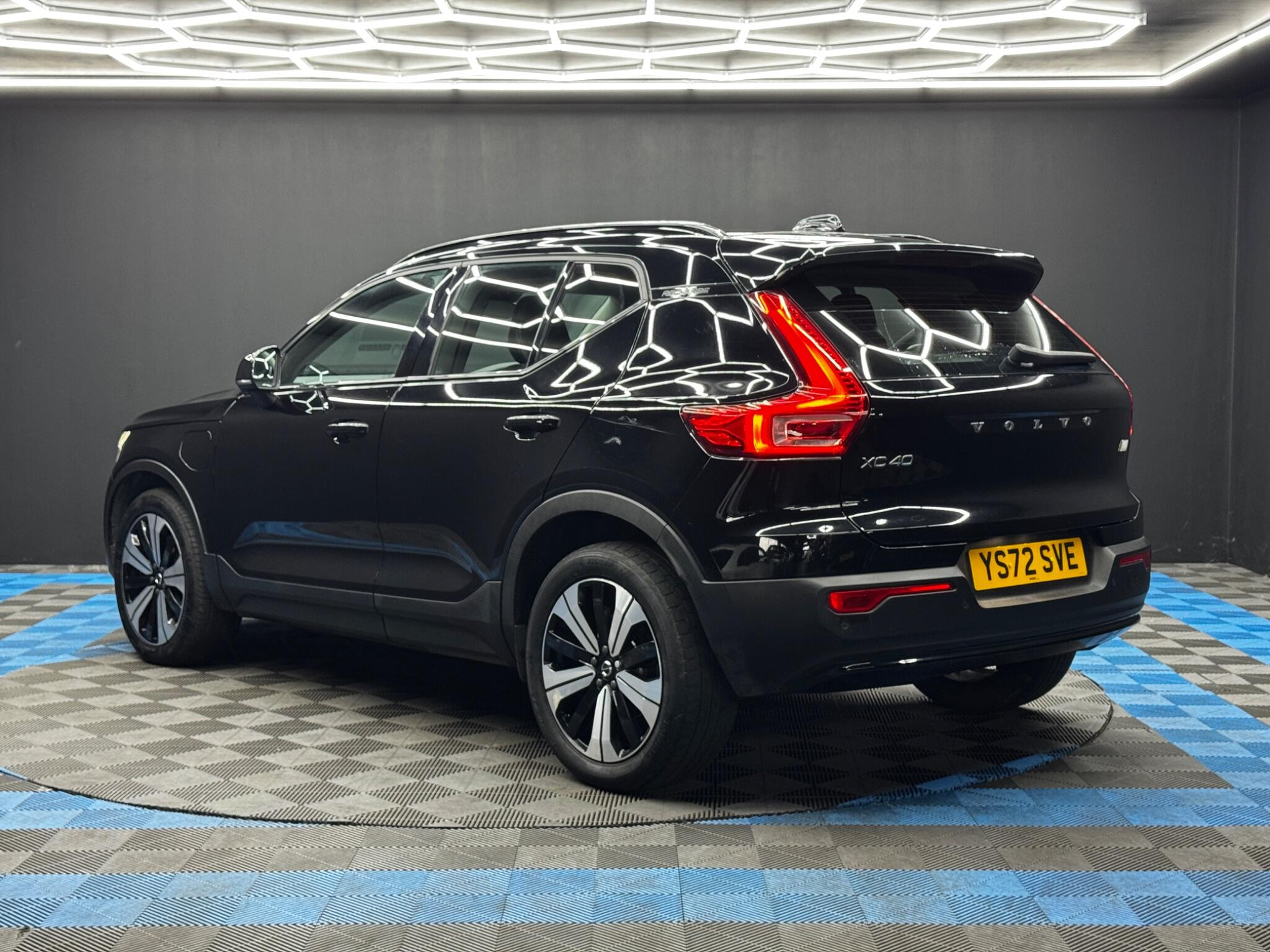 Volvo XC40 1.5h T4 Recharge 10.7kWh Plus Auto Euro 6 (s/s) 5dr 5dr Automatic 2026