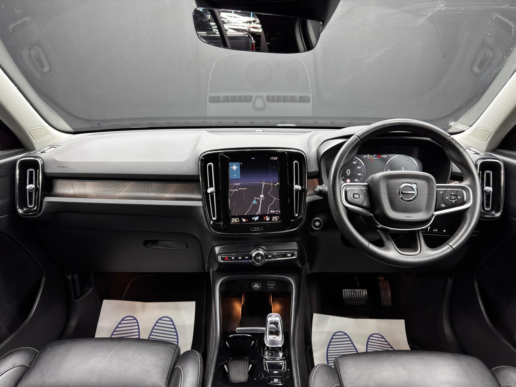 Volvo XC40 1.5h T4 Recharge 10.7kWh Plus Auto Euro 6 (s/s) 5dr 5dr Automatic 2026