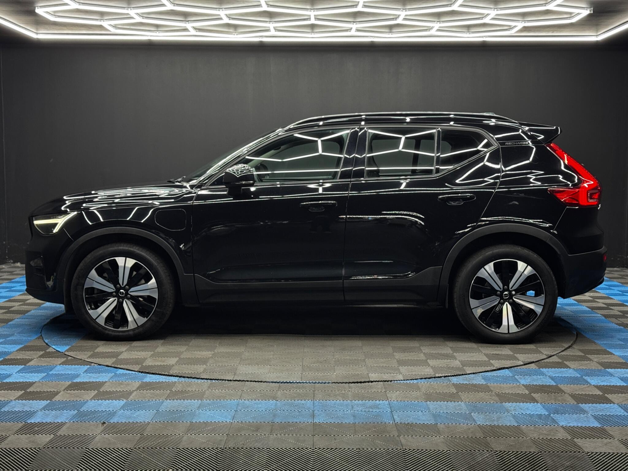 Volvo XC40 1.5h T4 Recharge 10.7kWh Plus Auto Euro 6 (s/s) 5dr 5dr Automatic 2026