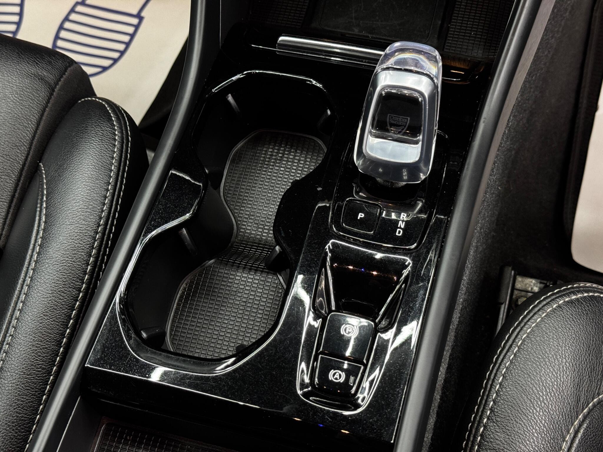 Volvo XC40 1.5h T4 Recharge 10.7kWh Plus Auto Euro 6 (s/s) 5dr 5dr Automatic 2026