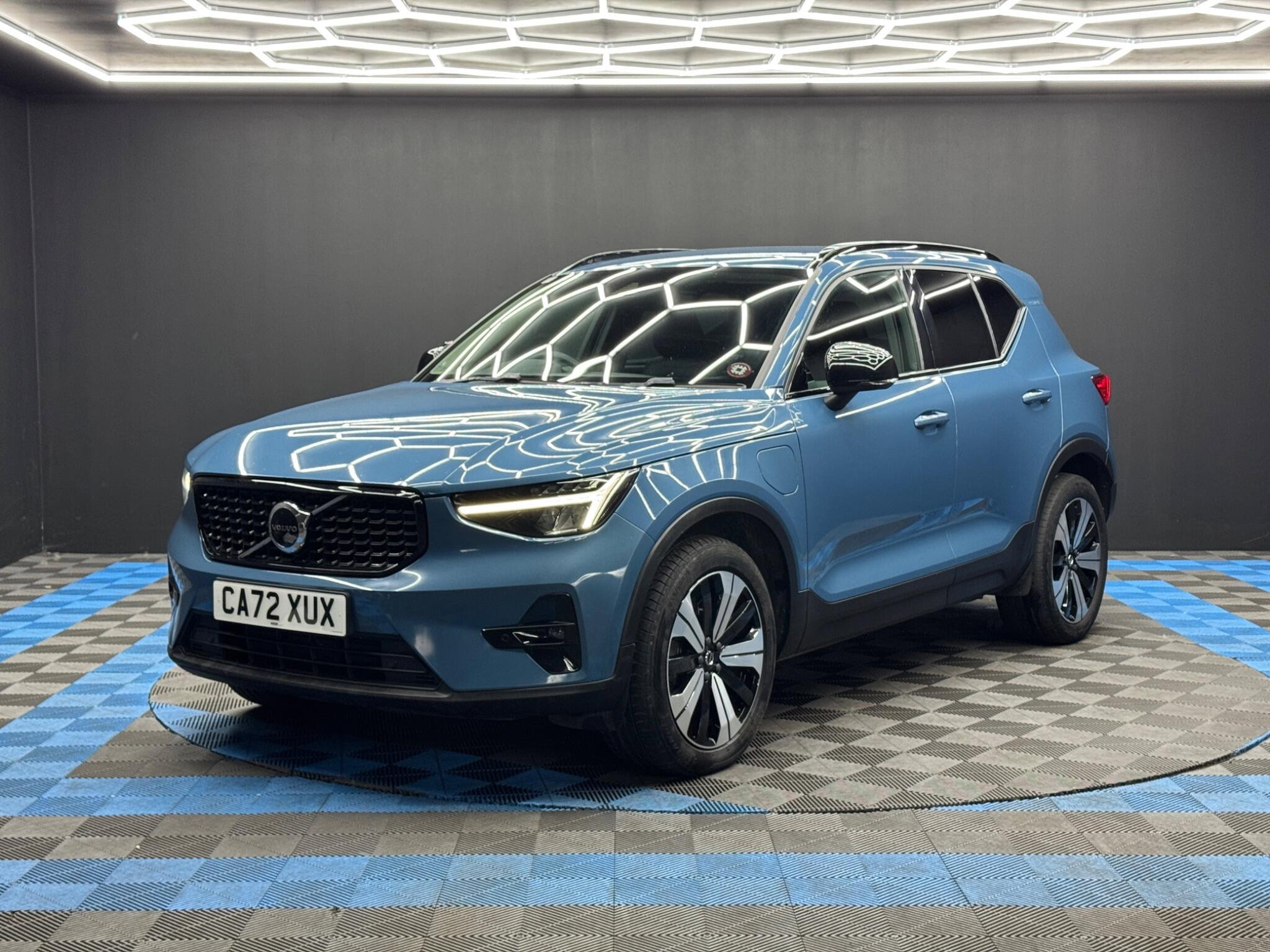 Volvo XC40 1.5h T4 Recharge 10.7kWh Plus Auto Euro 6 (s/s) 5dr 5dr Automatic 2026