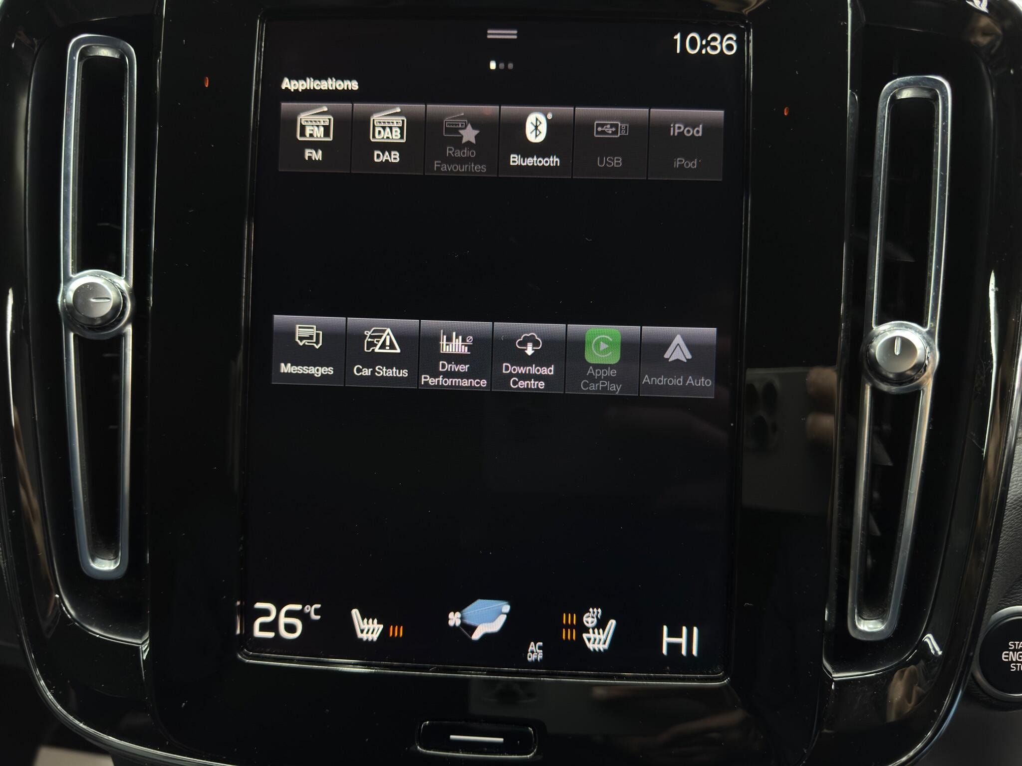 Volvo XC40 1.5h T4 Recharge 10.7kWh Plus Auto Euro 6 (s/s) 5dr 5dr Automatic 2026