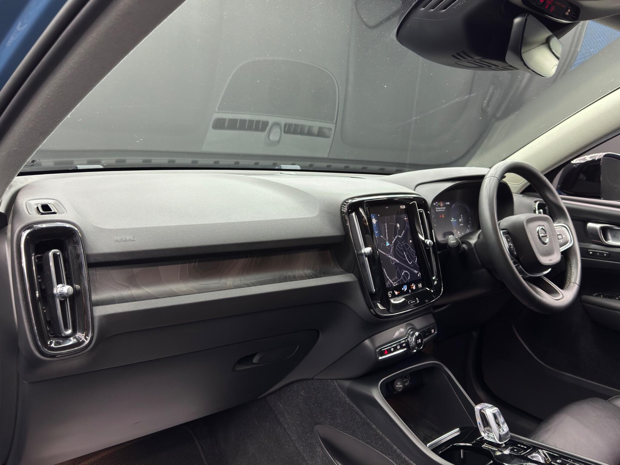Volvo XC40 1.5h T4 Recharge 10.7kWh Plus Auto Euro 6 (s/s) 5dr 5dr Automatic 2026