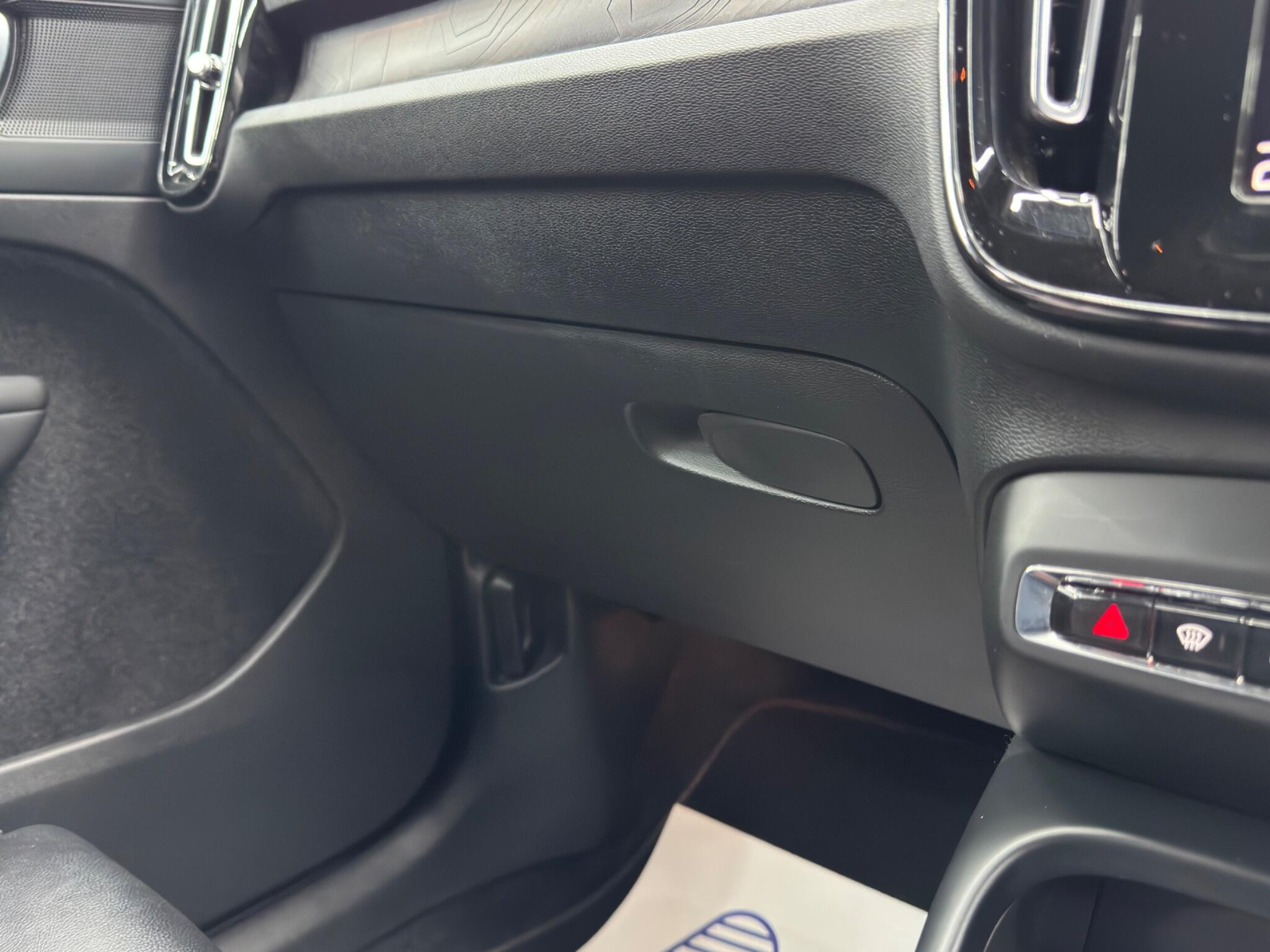 Volvo XC40 1.5h T4 Recharge 10.7kWh Plus Auto Euro 6 (s/s) 5dr 5dr Automatic 2026