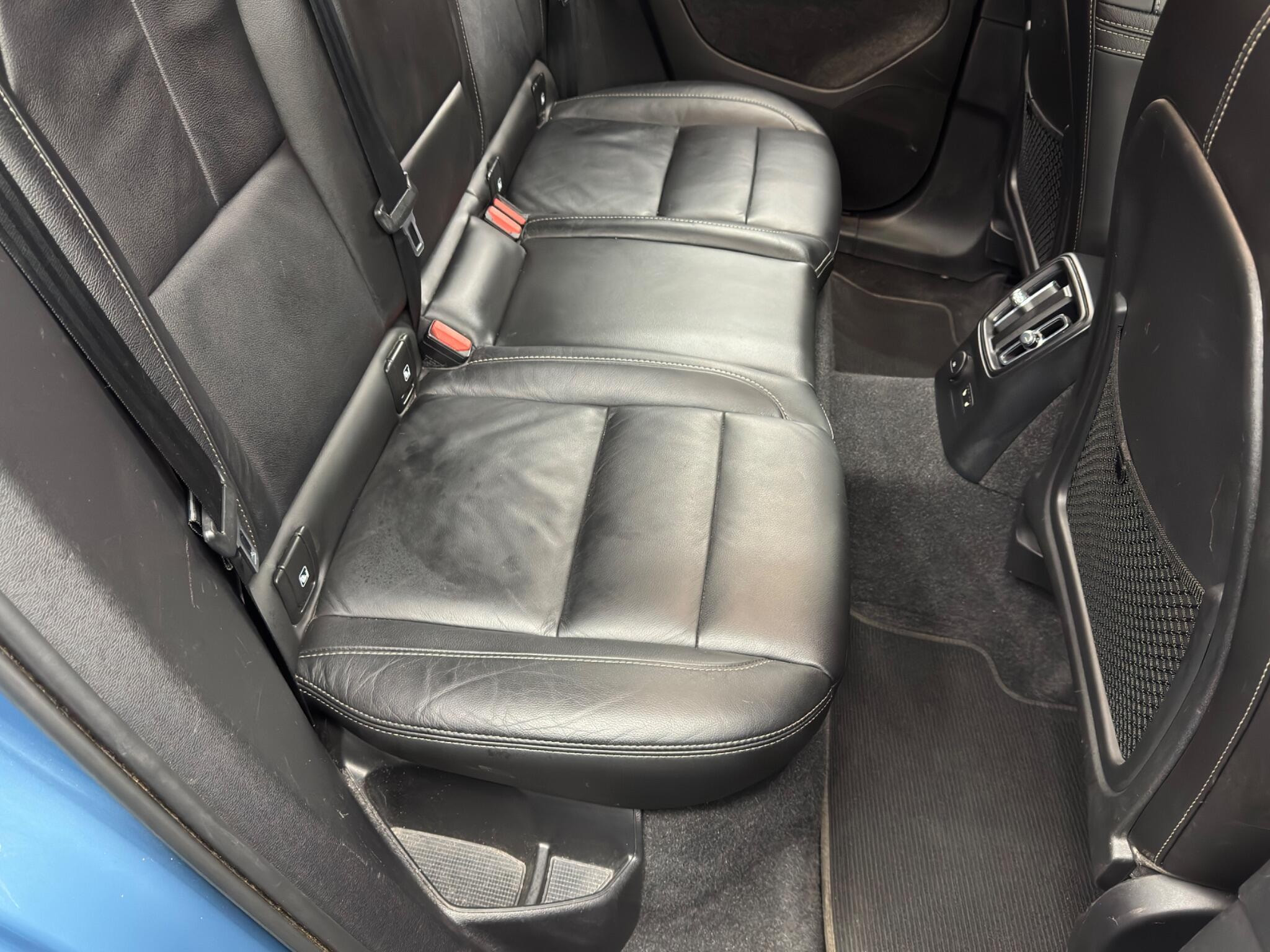 Volvo XC40 1.5h T4 Recharge 10.7kWh Plus Auto Euro 6 (s/s) 5dr 5dr Automatic 2026