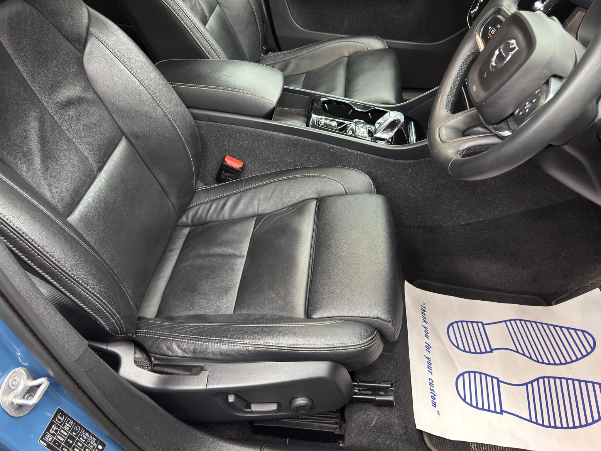 Volvo XC40 1.5h T4 Recharge 10.7kWh Plus Auto Euro 6 (s/s) 5dr 5dr Automatic 2026