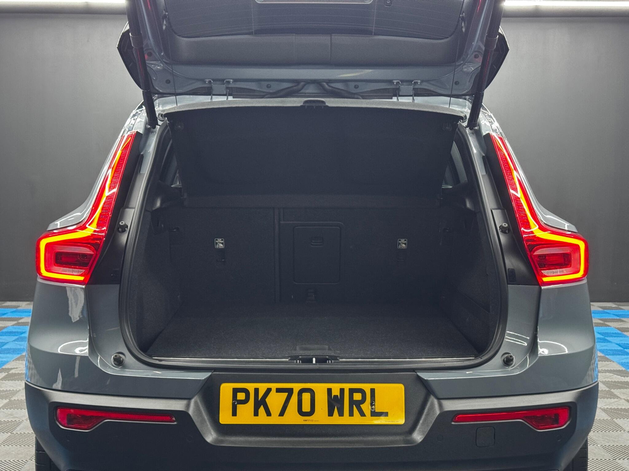 Volvo XC40 1.5h T5 Twin Engine Recharge 10.7kWh R-Design Auto Euro 6 (s/s) 5dr 5dr Automatic 2026