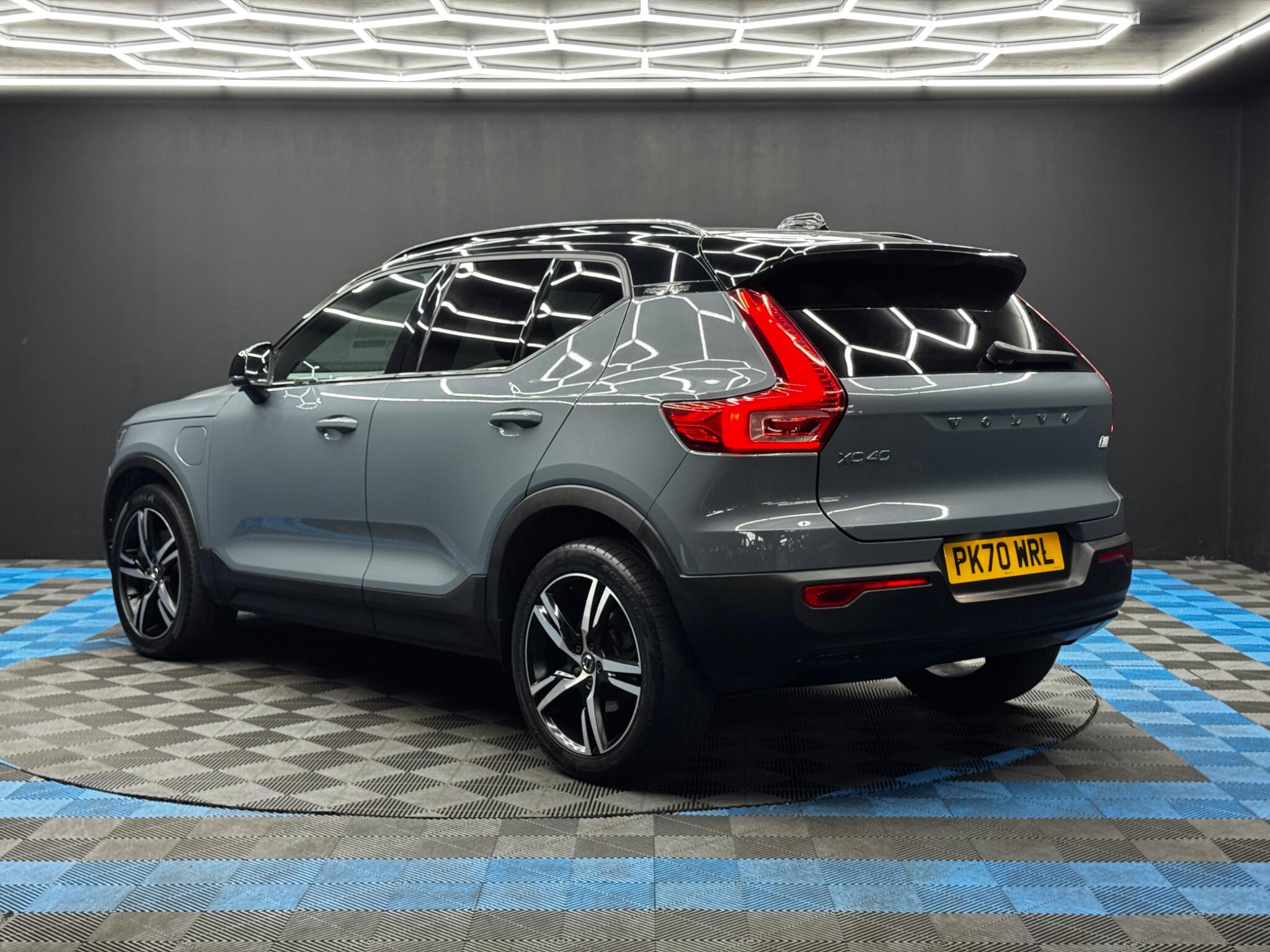 Volvo XC40 1.5h T5 Twin Engine Recharge 10.7kWh R-Design Auto Euro 6 (s/s) 5dr 5dr Automatic 2026