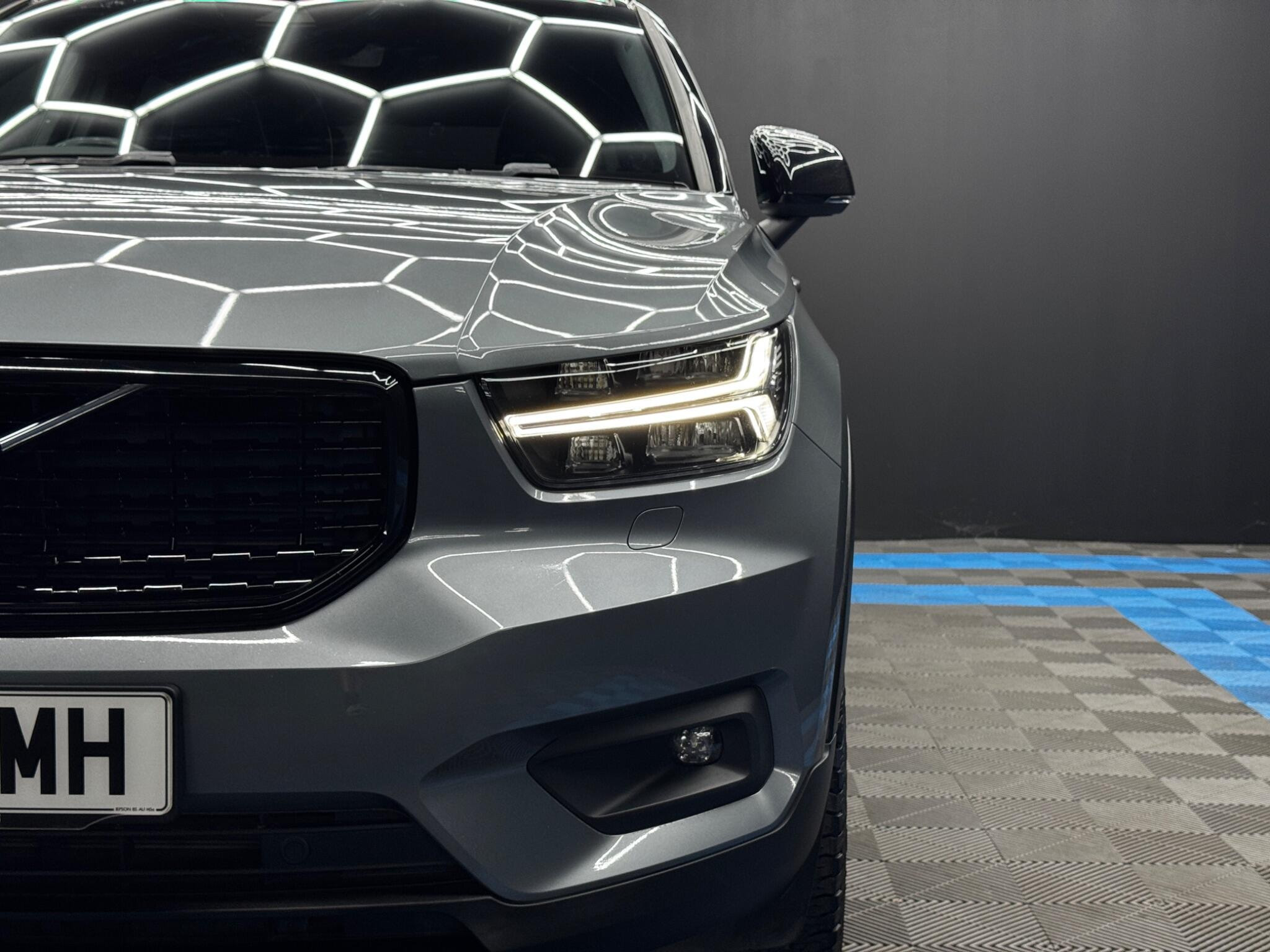 Volvo XC40 2.0 D3 R-Design Euro 6 (s/s) 5dr 5dr Manual 2026