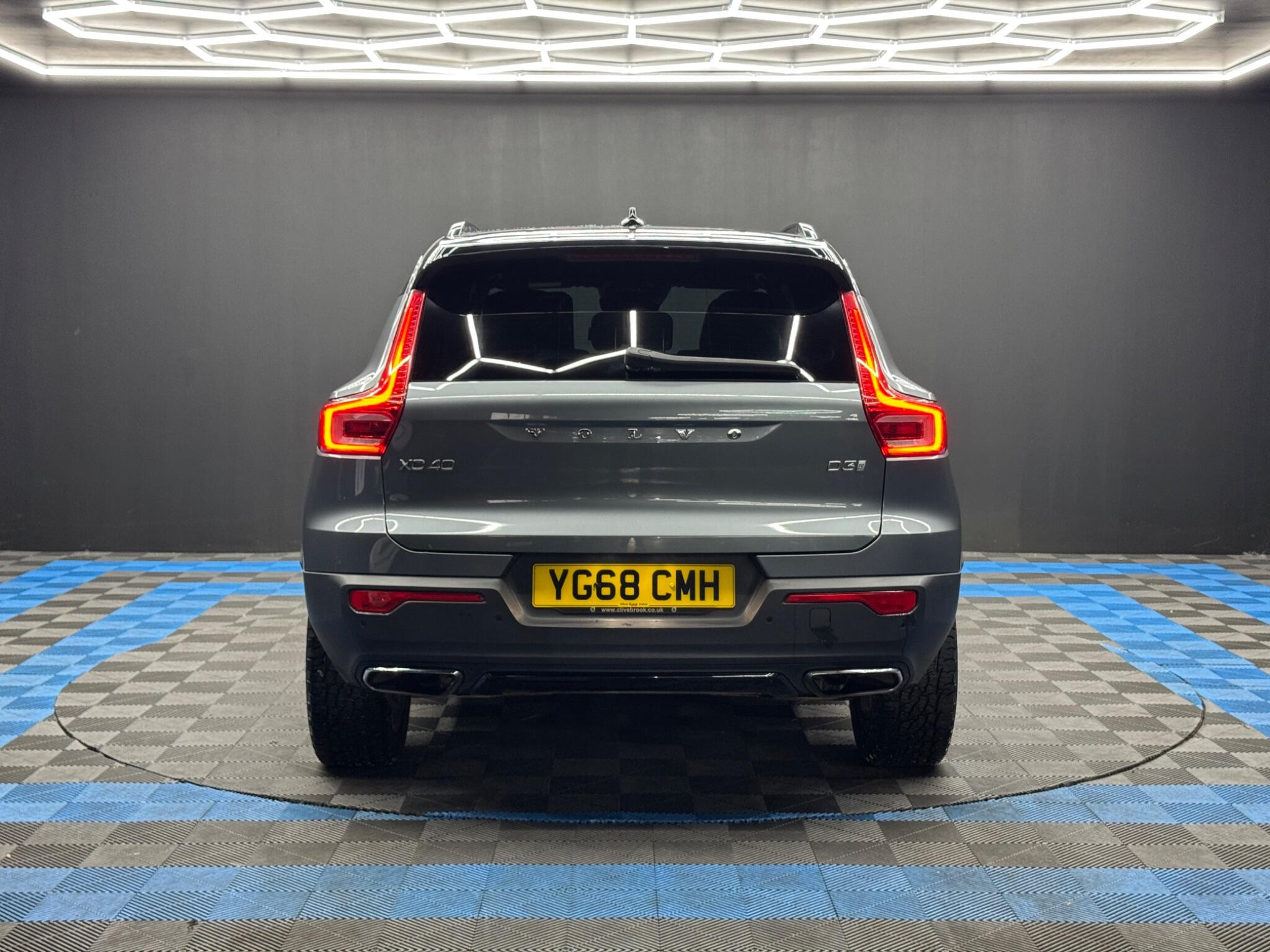 Volvo XC40 2.0 D3 R-Design Euro 6 (s/s) 5dr 5dr Manual 2026