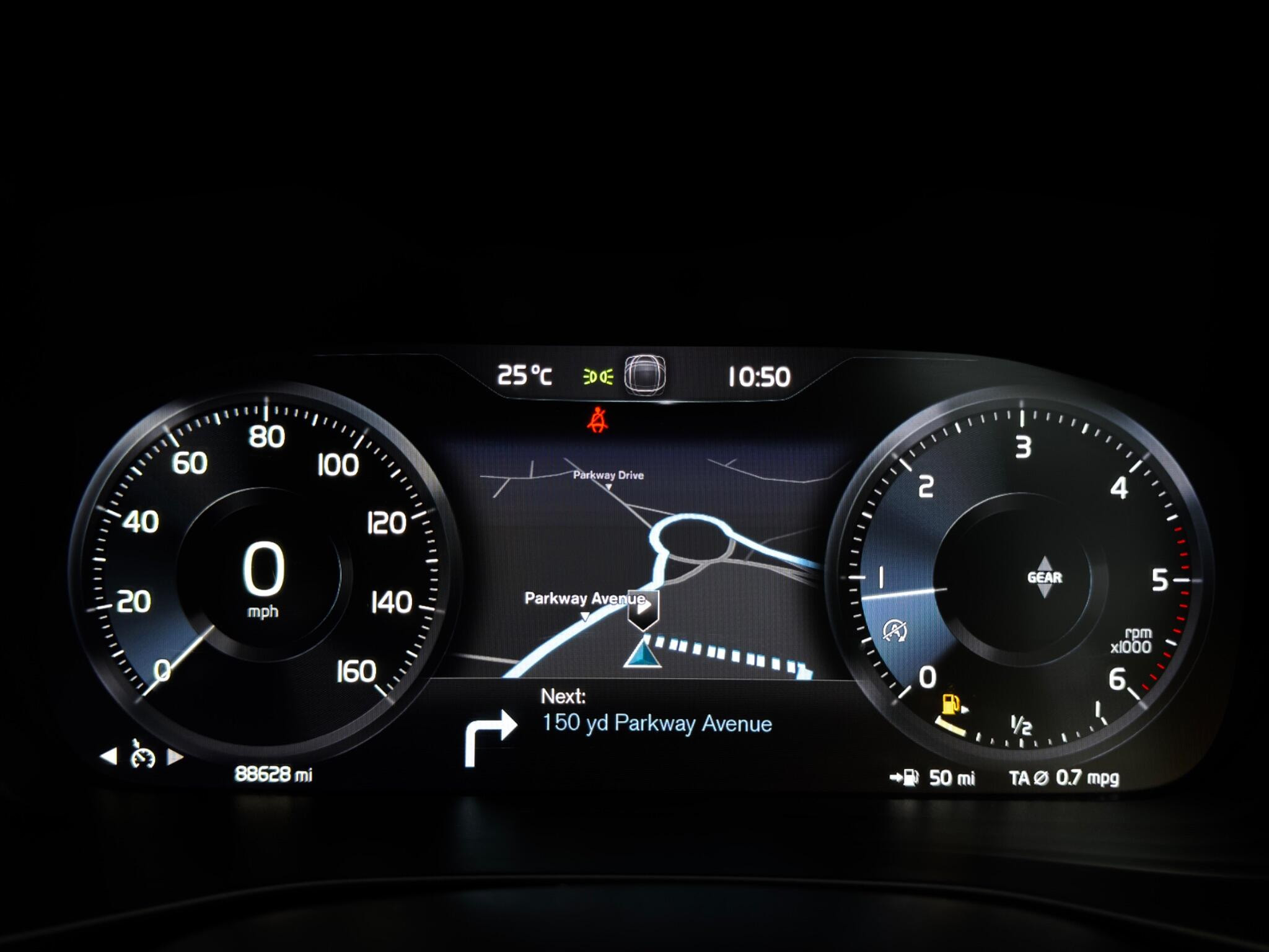 Volvo XC40 2.0 D3 R-Design Euro 6 (s/s) 5dr 5dr Manual 2026