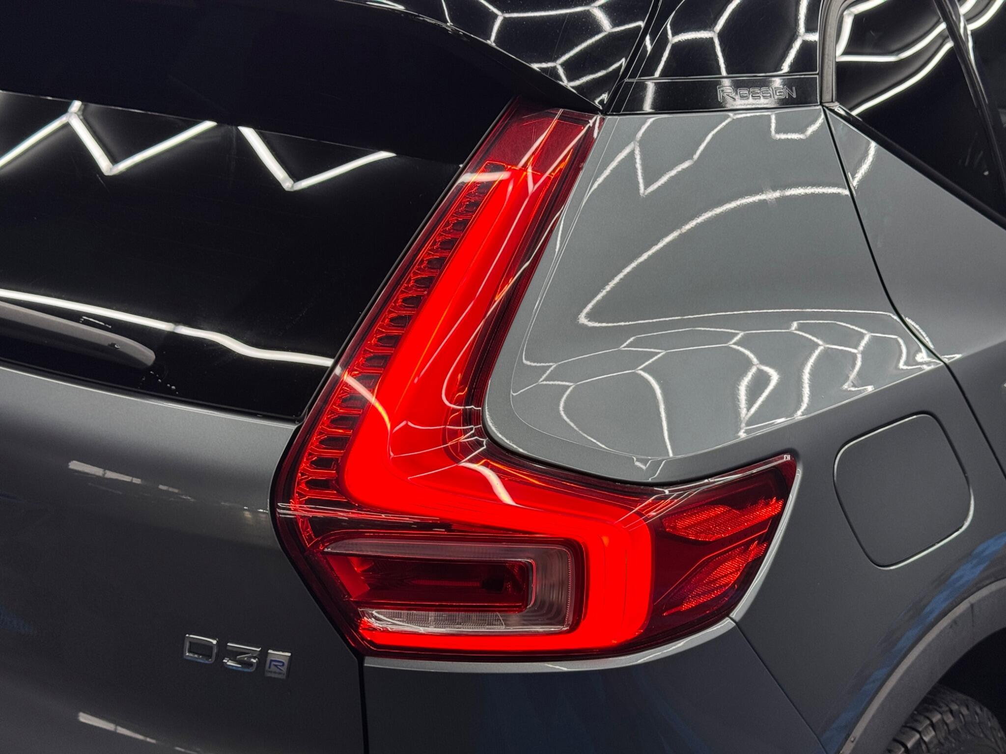 Volvo XC40 2.0 D3 R-Design Euro 6 (s/s) 5dr 5dr Manual 2026