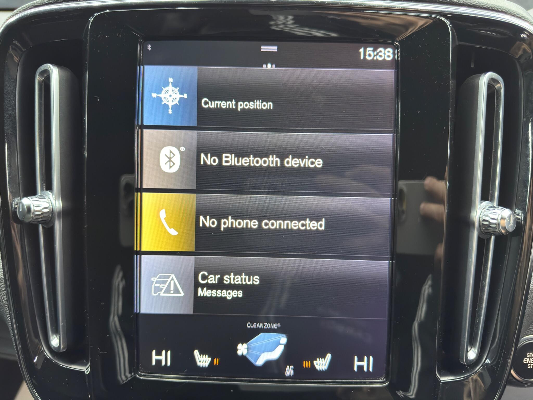 Volvo XC40 2.0 D3 R-Design Euro 6 (s/s) 5dr 5dr Manual 2026