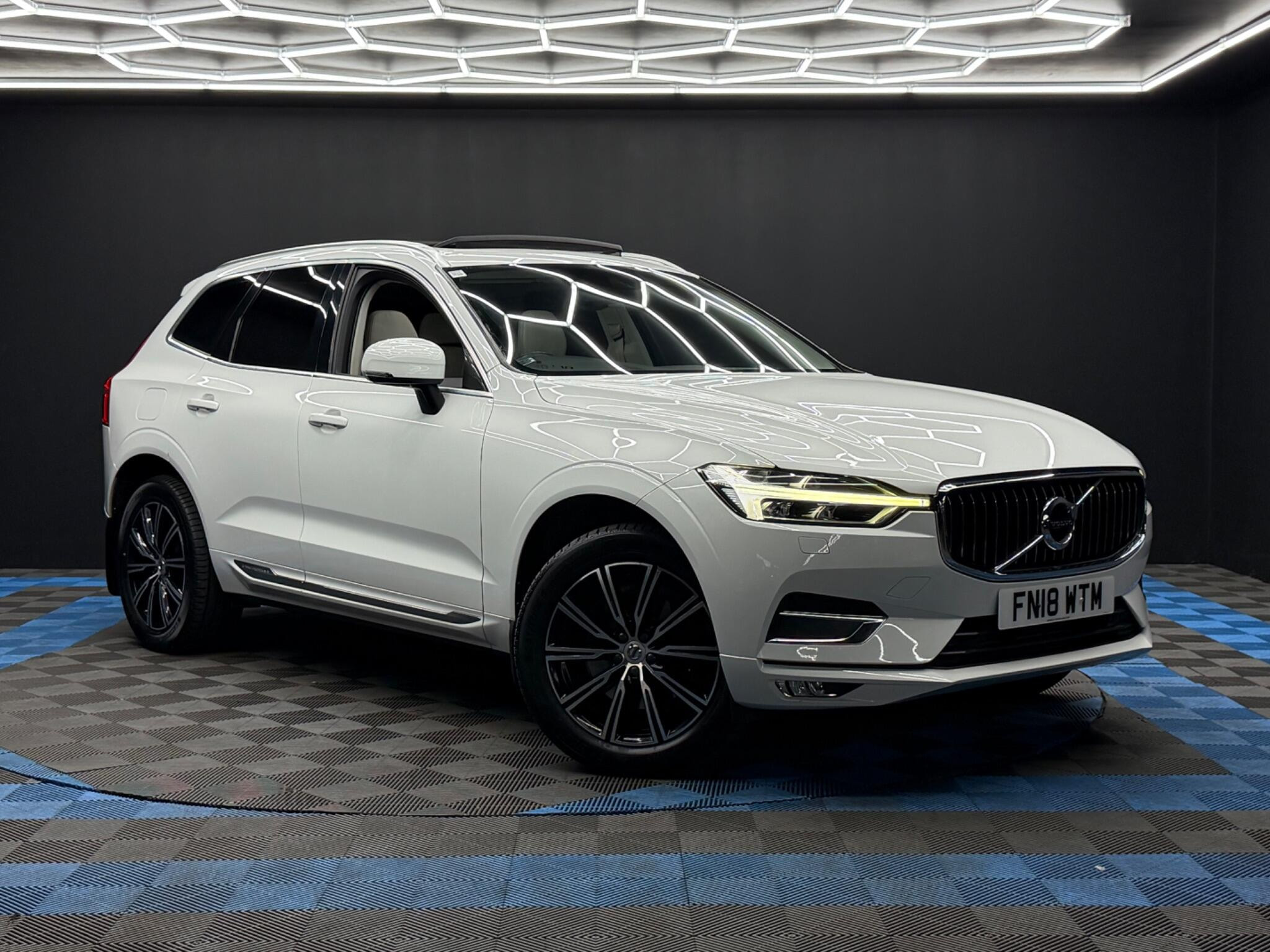 Volvo XC60 2.0 T5 Inscription Auto AWD Euro 6 (s/s) 5dr 5dr Automatic 2026
