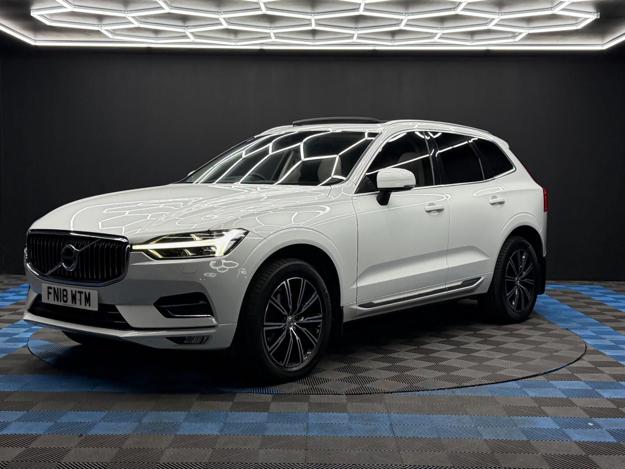 Volvo XC60 2.0 T5 Inscription Auto AWD Euro 6 (s/s) 5dr 5dr Automatic 2026
