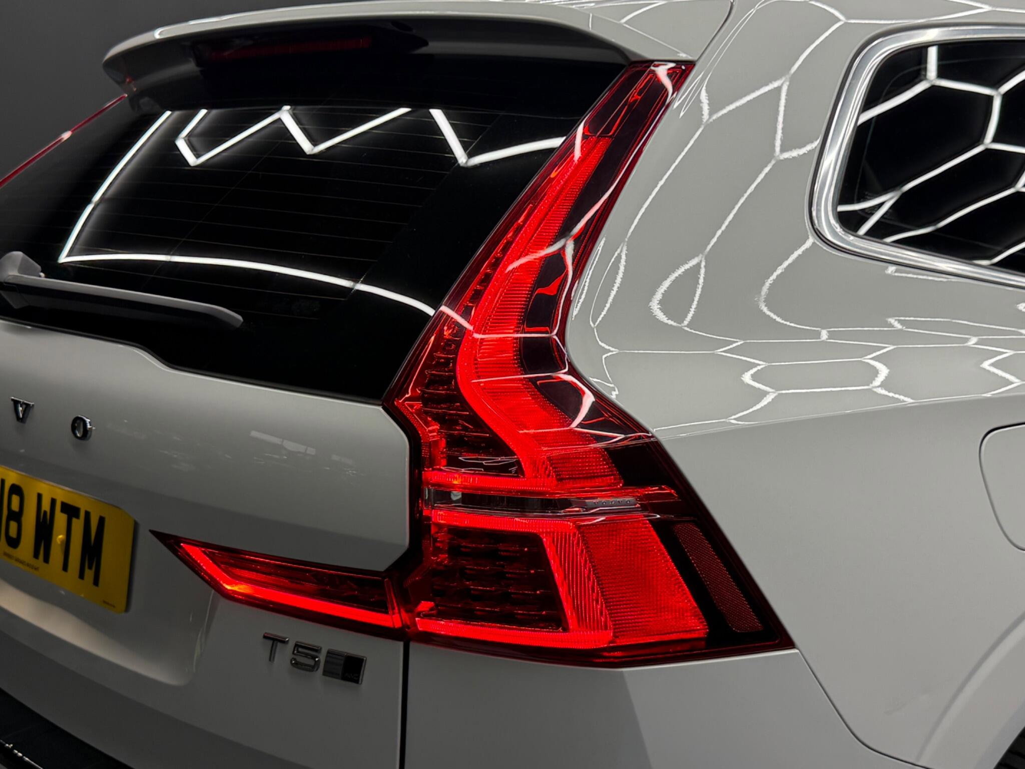 Volvo XC60 2.0 T5 Inscription Auto AWD Euro 6 (s/s) 5dr 5dr Automatic 2026