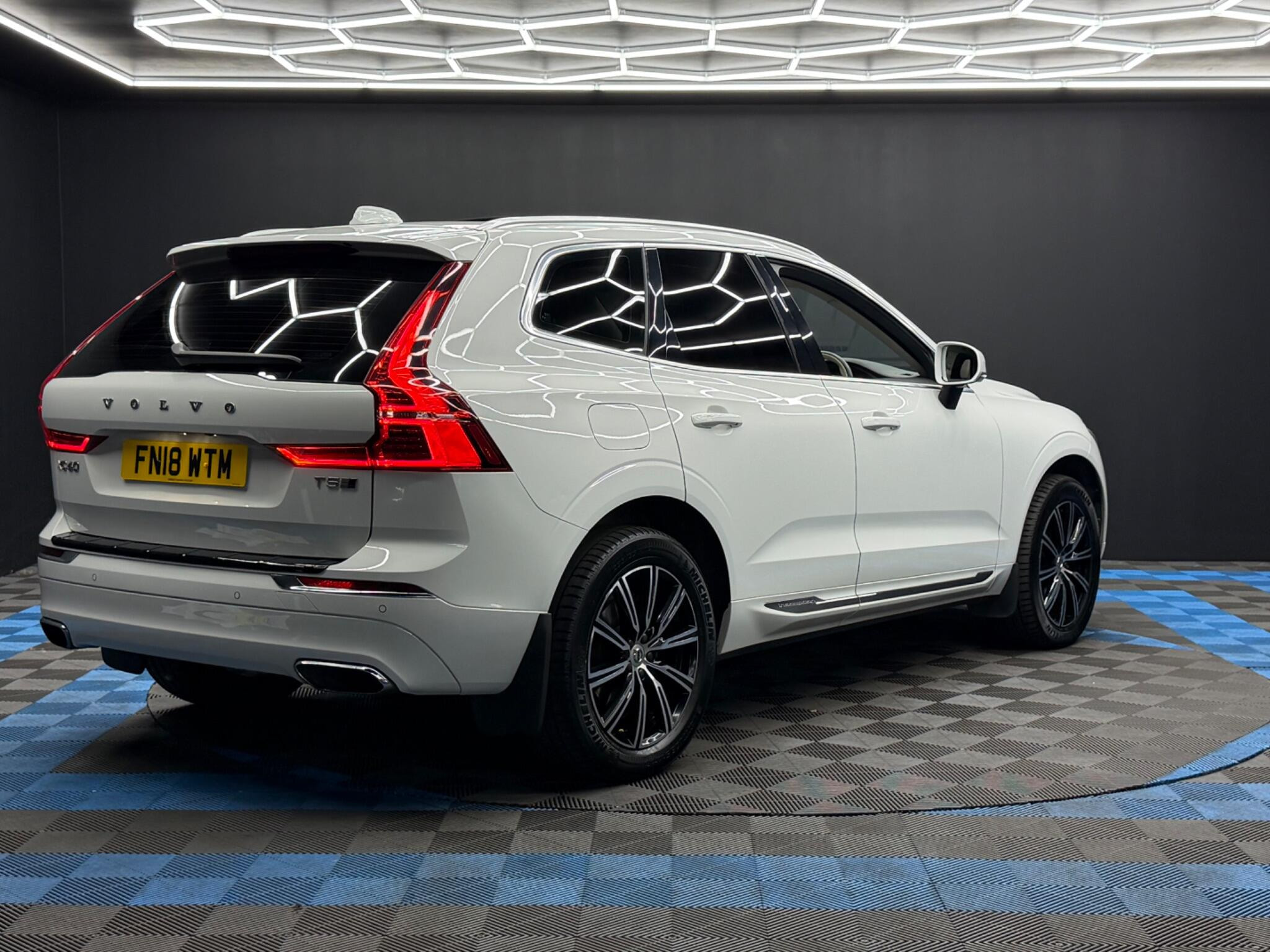 Volvo XC60 2.0 T5 Inscription Auto AWD Euro 6 (s/s) 5dr 5dr Automatic 2026