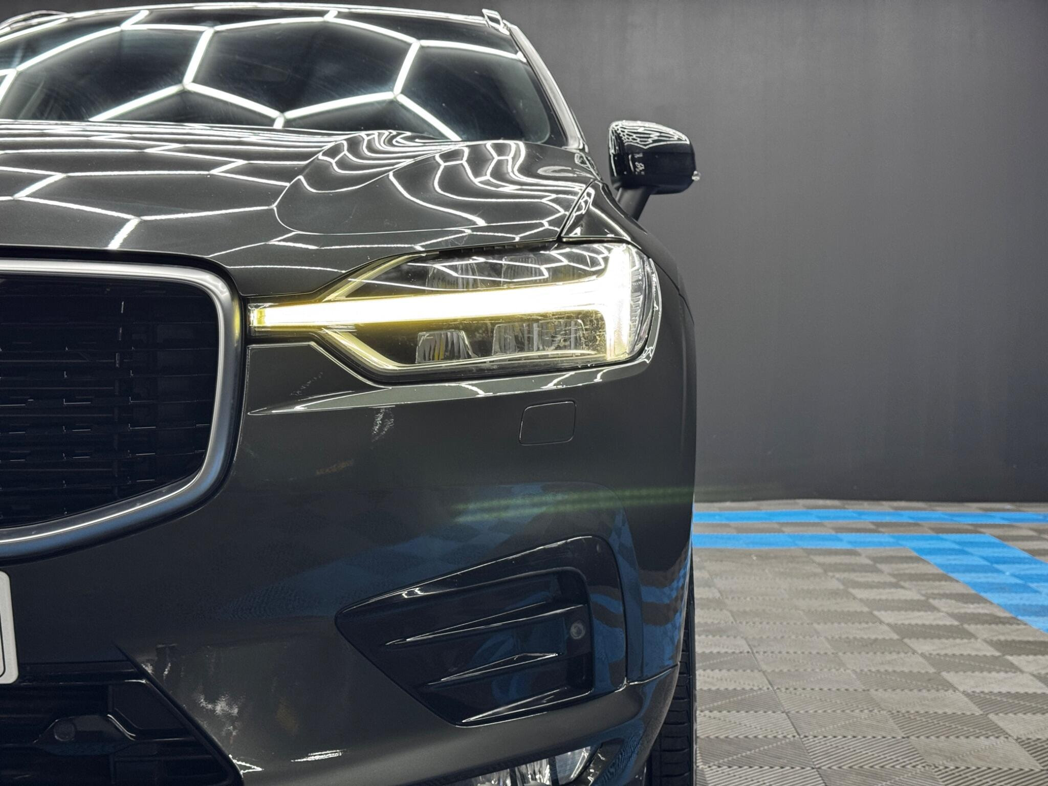 Volvo XC60 2.0 T5 R-Design Auto AWD Euro 6 (s/s) 5dr 5dr Automatic 2026