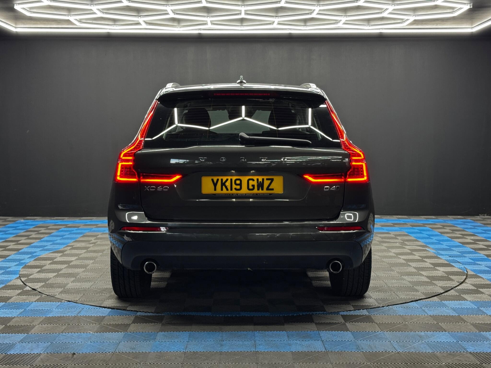 Volvo XC60 2.0 D4 Momentum AWD Euro 6 (s/s) 5dr 5dr Manual 2026