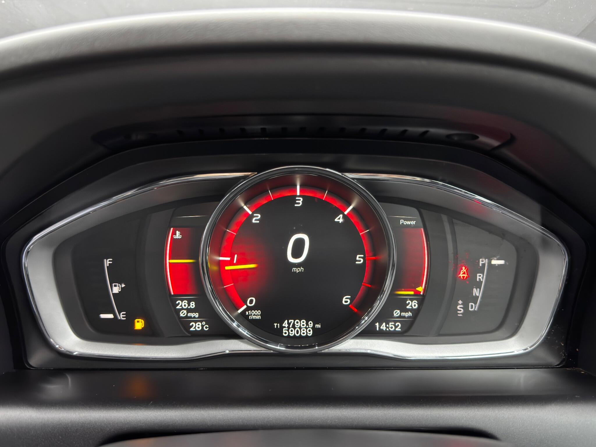 Volvo XC60 2.0 D4 R-Design Lux Nav Auto Euro 6 (s/s) 5dr 5dr Automatic 2026