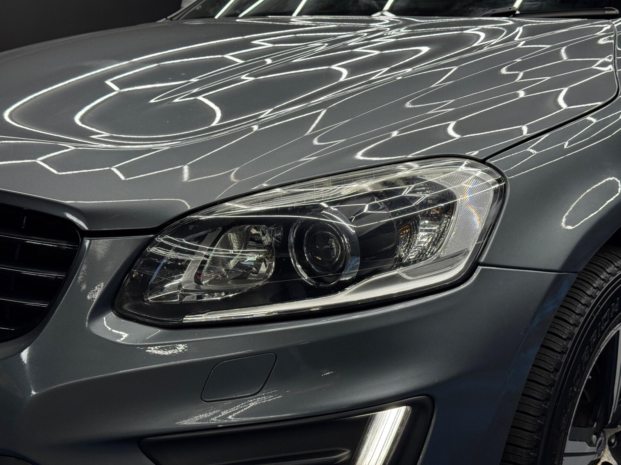 Volvo XC60 2.0 D4 R-Design Lux Nav Auto Euro 6 (s/s) 5dr 5dr Automatic 2026