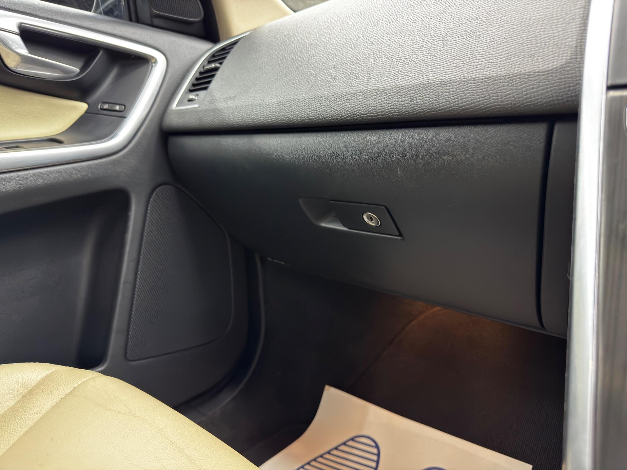 Volvo XC60 2.0 D4 SE Lux Nav Euro 6 (s/s) 5dr 5dr Manual 2026