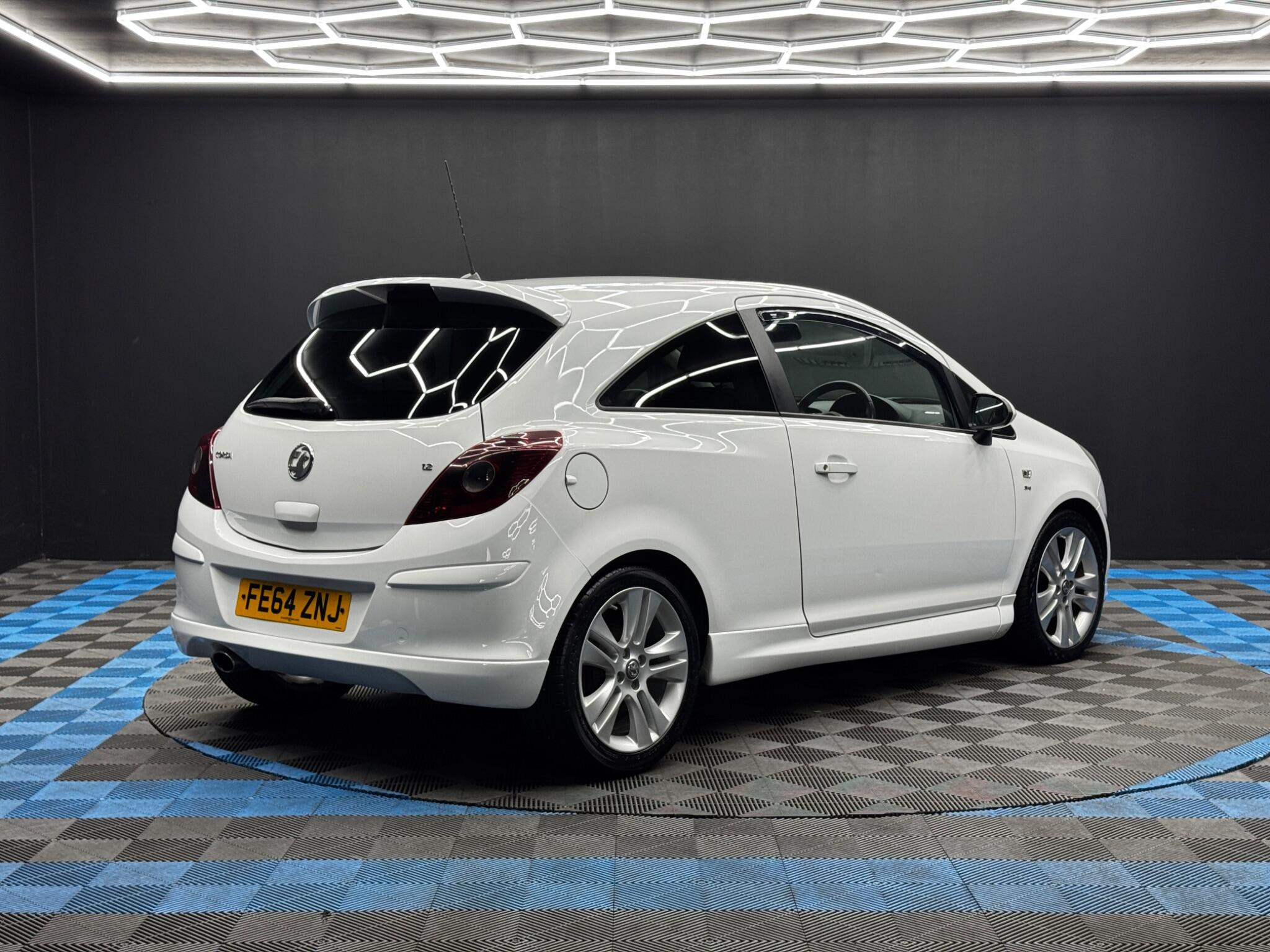 Vauxhall Corsa 1.2i ecoFLEX 16V SXi Euro 5 (s/s) 3dr (A/C) 3dr Manual 2026