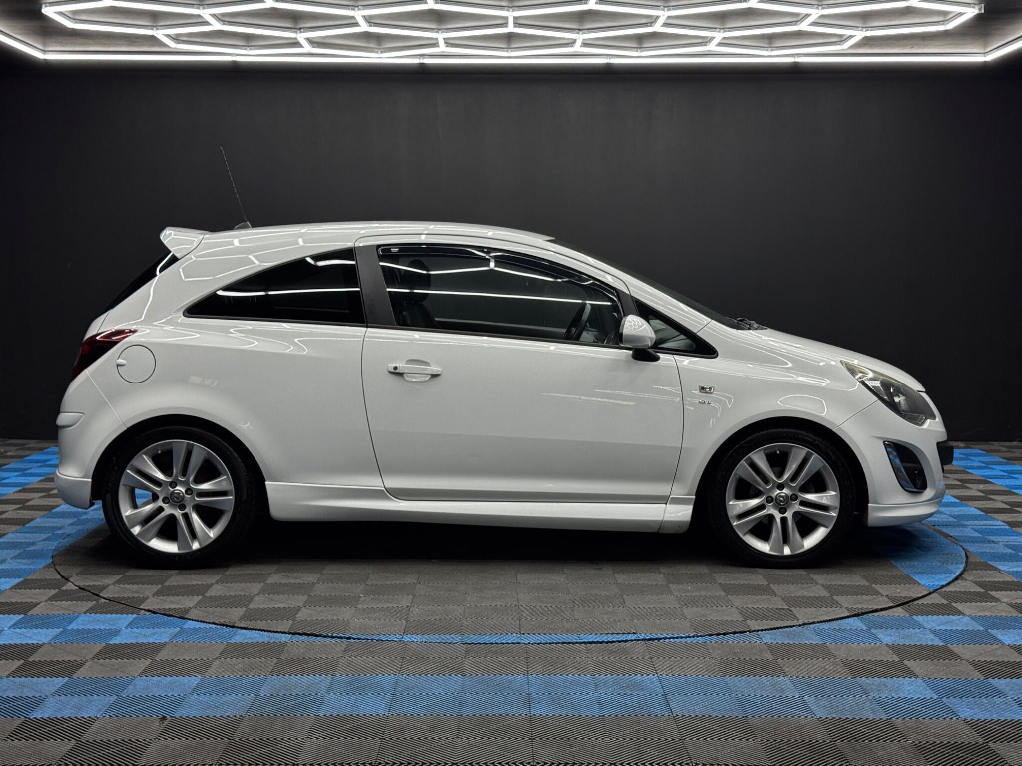 Vauxhall Corsa 1.2i ecoFLEX 16V SXi Euro 5 (s/s) 3dr (A/C) 3dr Manual 2026