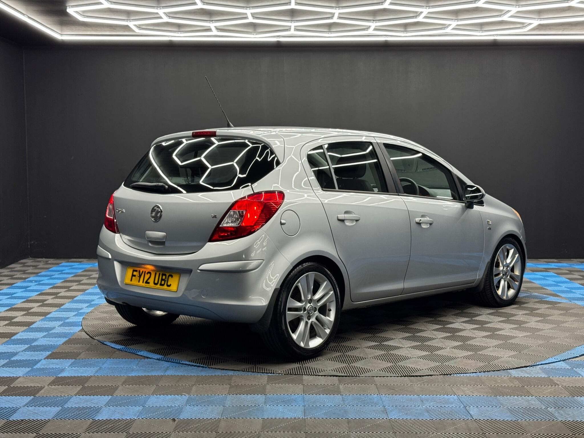 Vauxhall Corsa 1.4 16V SE Auto Euro 5 5dr 5dr Automatic 2026