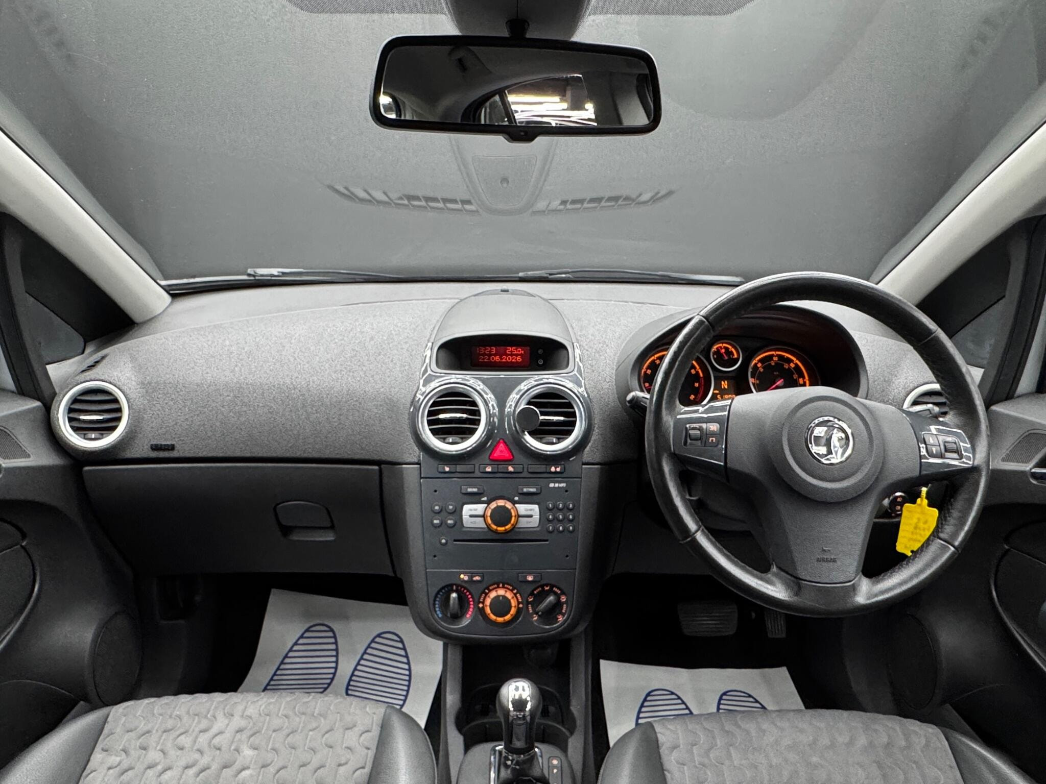 Vauxhall Corsa 1.4 16V SE Auto Euro 5 5dr 5dr Automatic 2026