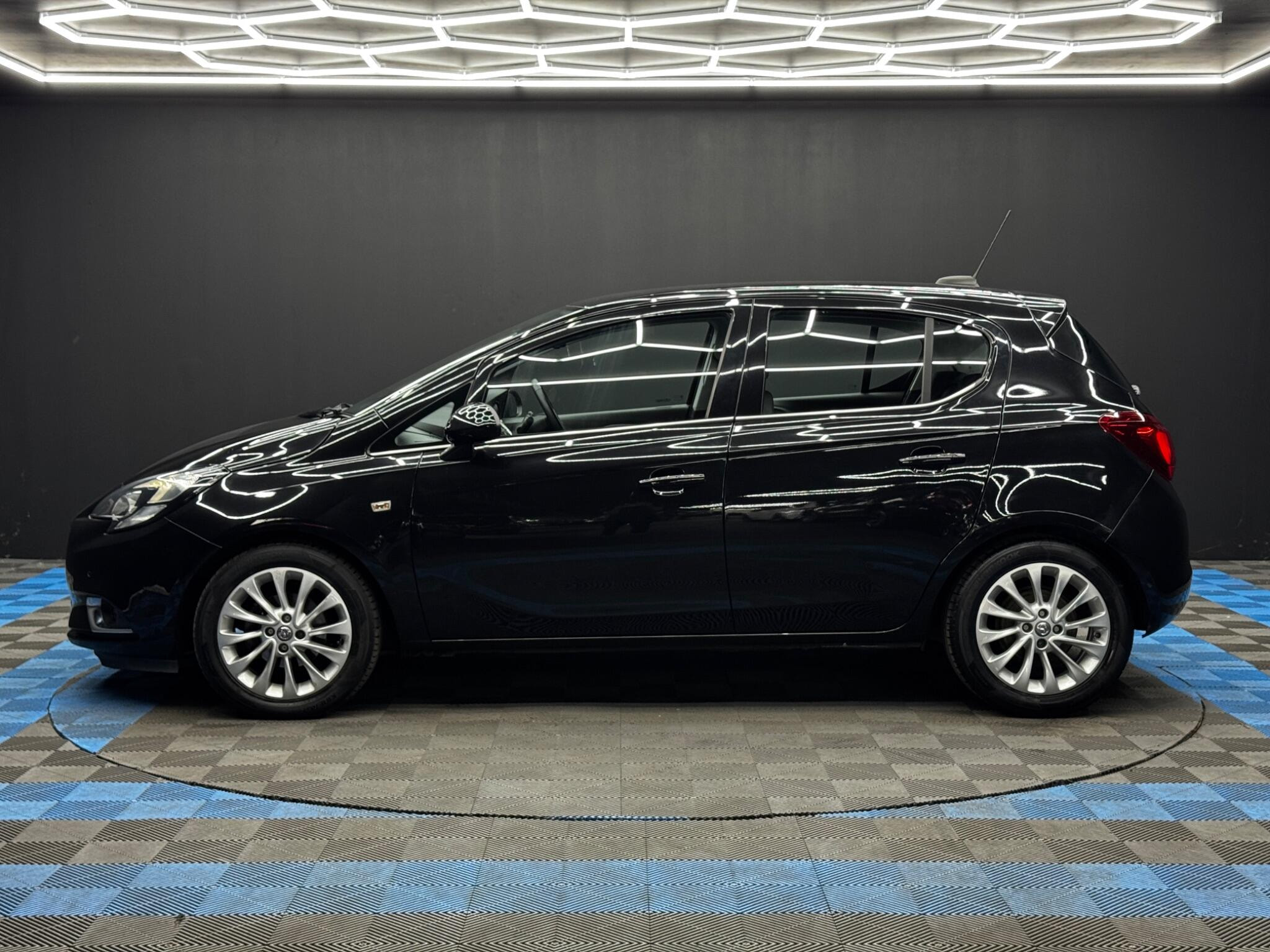 Vauxhall Corsa 1.4i ecoTEC SE Euro 6 5dr 5dr Manual 2026
