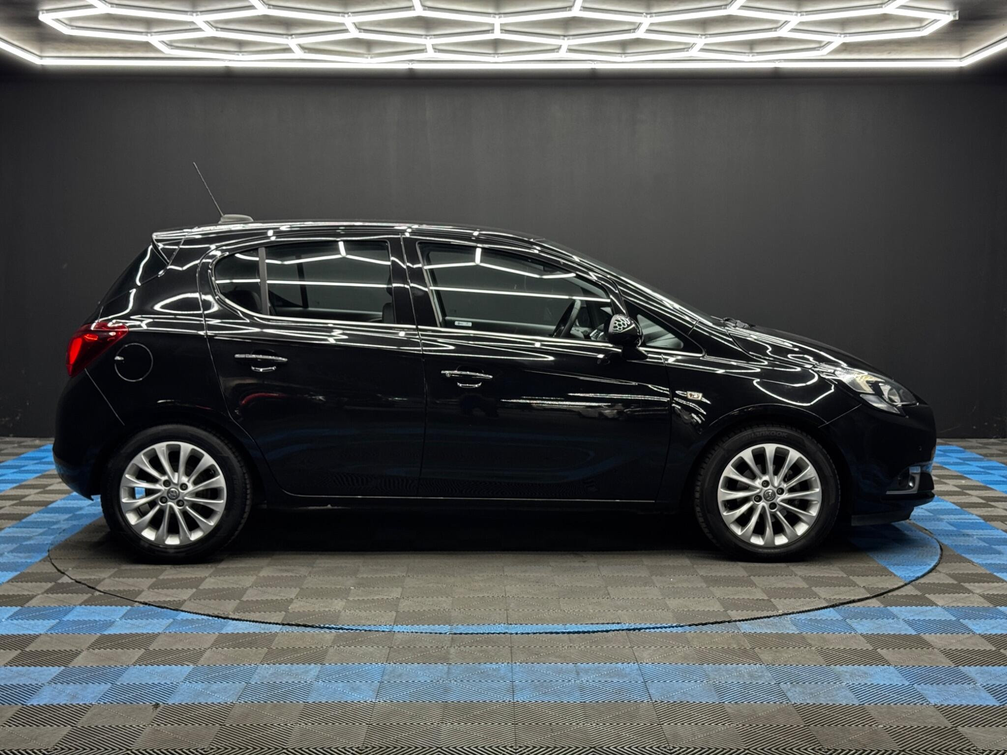 Vauxhall Corsa 1.4i ecoTEC SE Euro 6 5dr 5dr Manual 2026